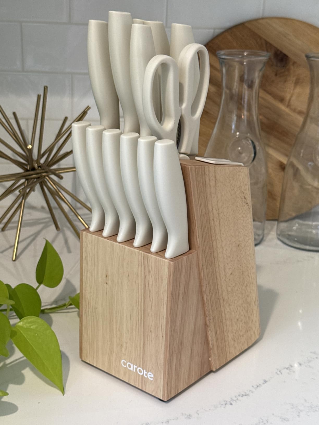 CAROTE 15Piece Knife Set, Kitchen Knife Block Set, Elegant White Ceramic-Coated Blades with Stylish Wooden Block for Modern Culinary Excellence - Customer Photo 2