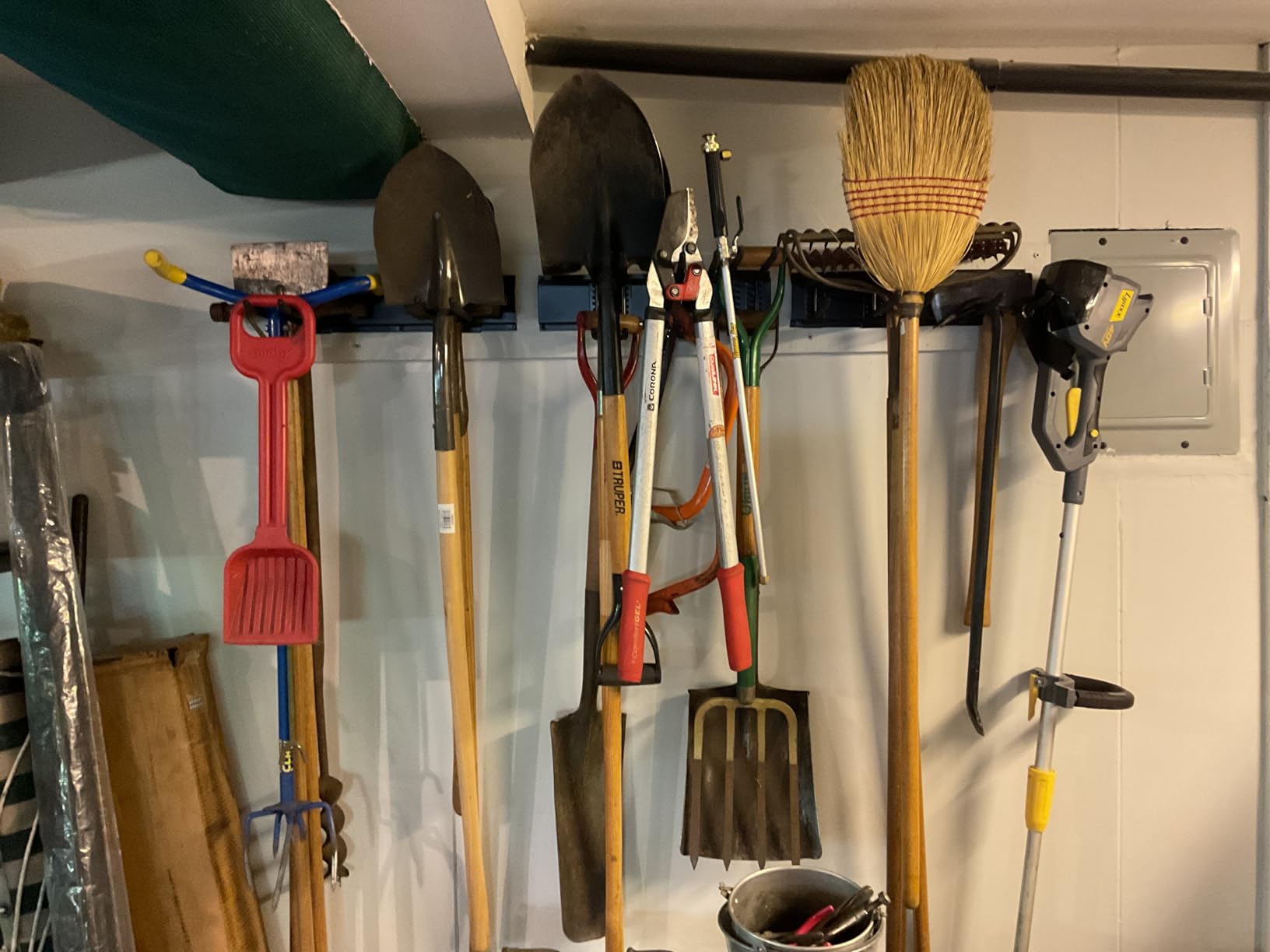 Garage Wall Organizer,15Pack Carries 675 lbs,Garden Tool Organizer 48in With Large Storage Space,Easy Assembly, Sturdy Design,for Efficient Tool Storage Garage Organization - Customer Photo 1