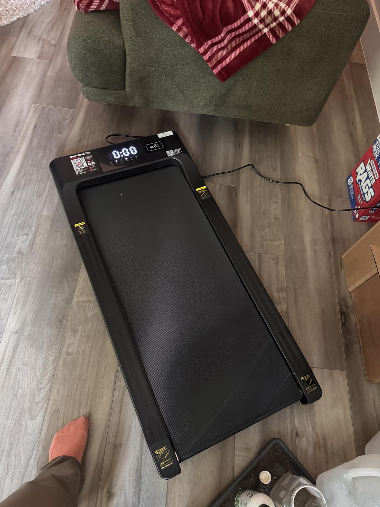 Walking Pad Treadmills for Home Office, Under Desk Walk Mat with APP and Remote Control, 3 in 1 Portable Exercise Equipment, Compact Jogging Running Machine for Small Space, 250 Lbs Capacity - Customer Photo 1