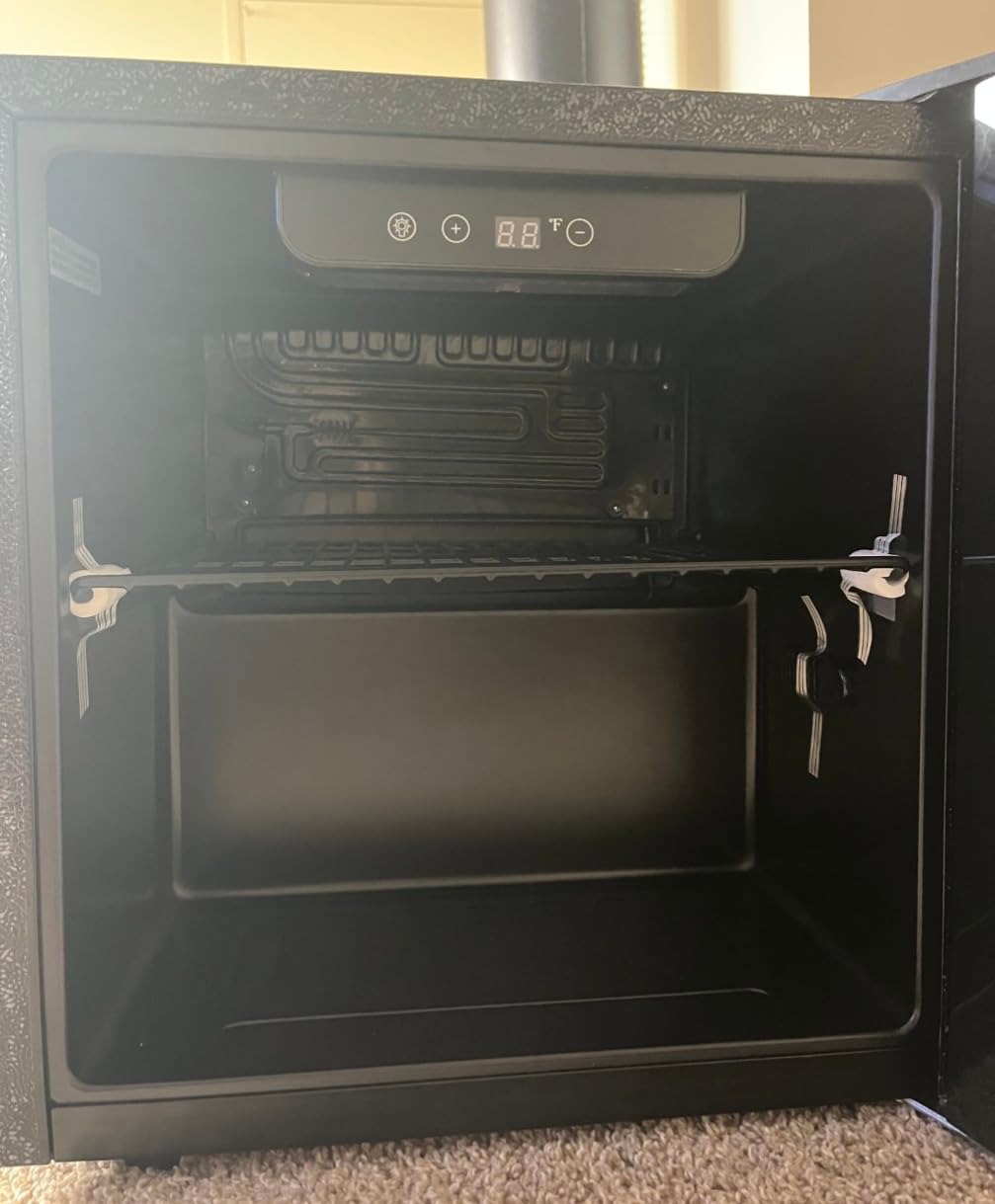 Mini Fridge 130 Can Beverage Refrigerator Cooler, 3.2 Cu.Ft Drink Fridge for Soda Wine Beer, Adjustable Temperature Control for Home Office, Black - Customer Photo 1