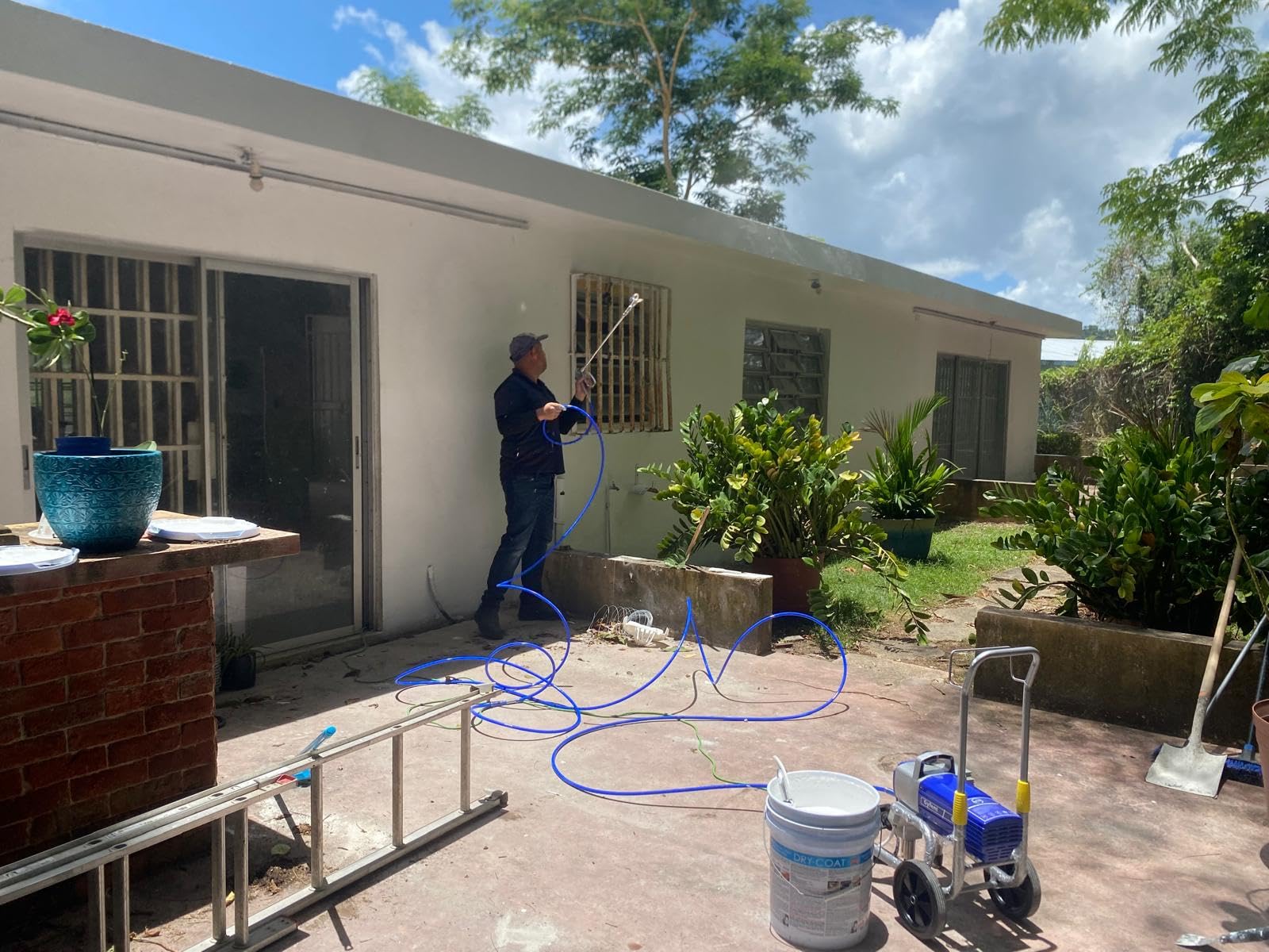 X9 Airless Paint Sprayer, 0.39GPM Paint Sprayer for Home Interior 650W 3000psi Airless Sprayer with Low Overspray Adjustable Pressure & Motor Speed for House Painting DIY Garage - Customer Photo 1