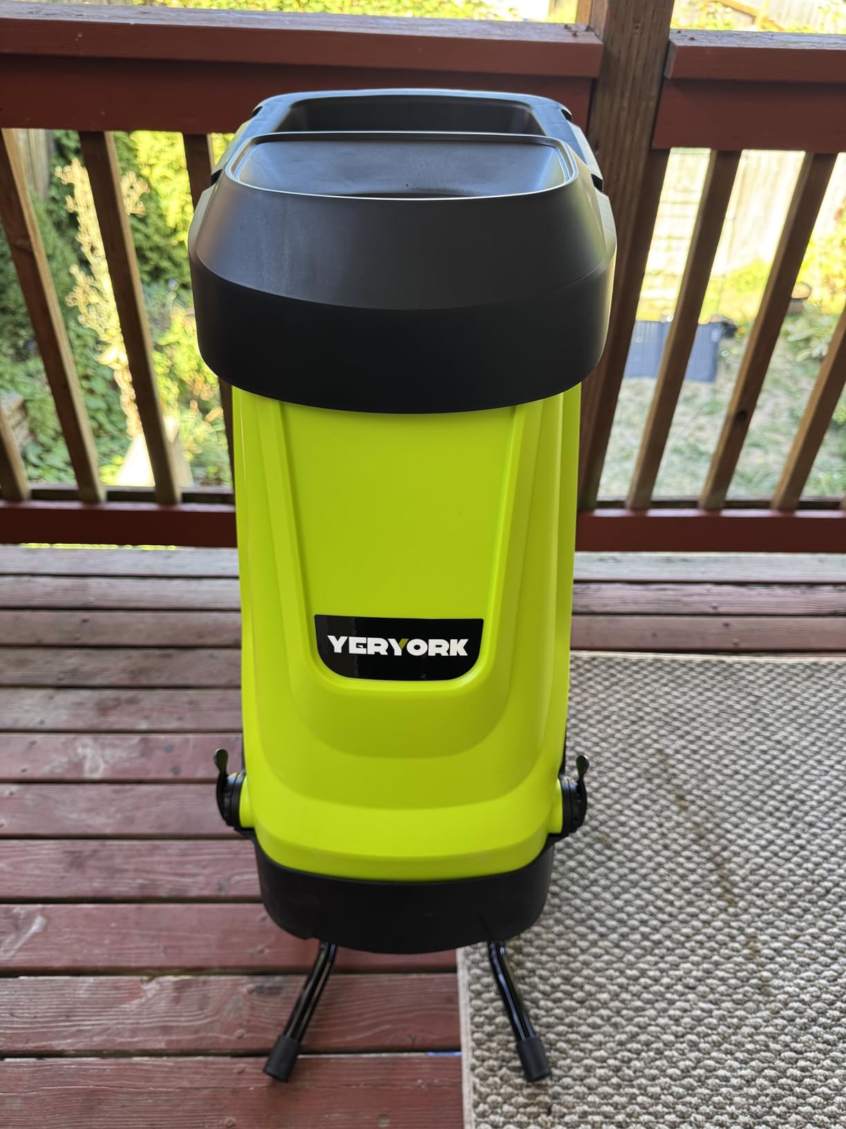 Wood Chipper, 15-Amp with 1.8