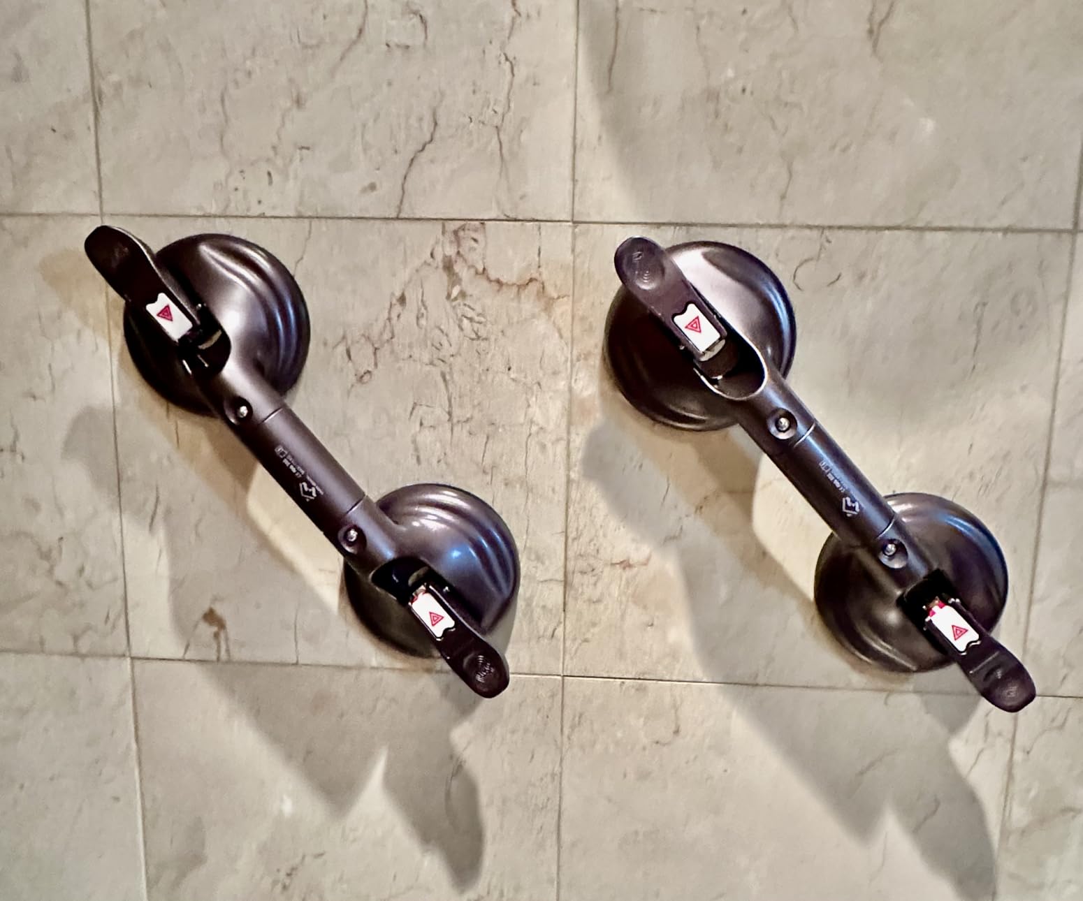Shower Handle Upgraded 21 inch Grab Bar for Bathtub,Shower Handles with Strong Suction Cup,Bathroom Safety Grab Bar for Handicap Elderly Seniors and Disabled,Heavy Duty,Silver - Customer Photo 1