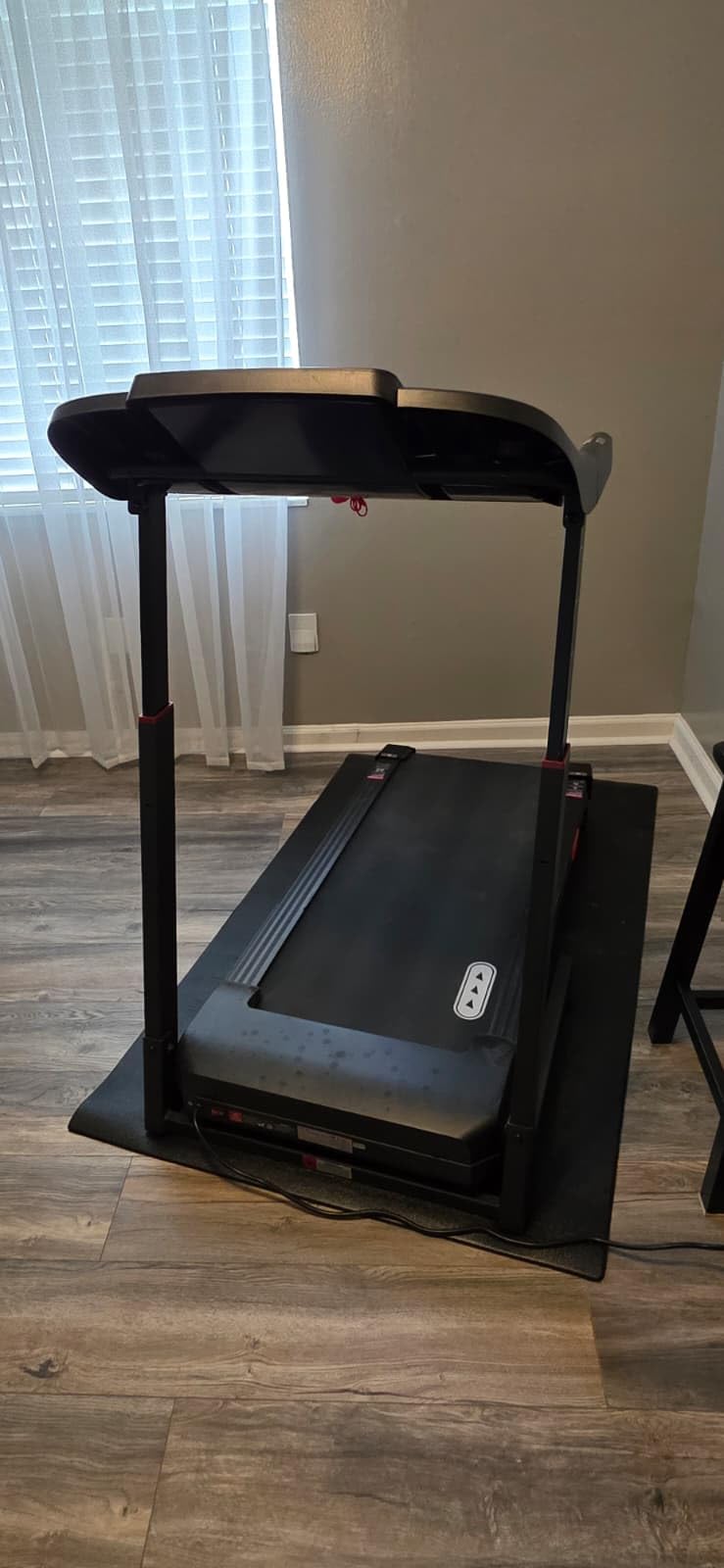 CIIHI Treadmill with Auto Incline - Adjustable Height Handrail 15% Auto Incline Treadmill with 400 lbs Capacity - Foldable Running Machine for Home with APP, Voice Control and Speaker - 8.7 MPH - Customer Photo 1