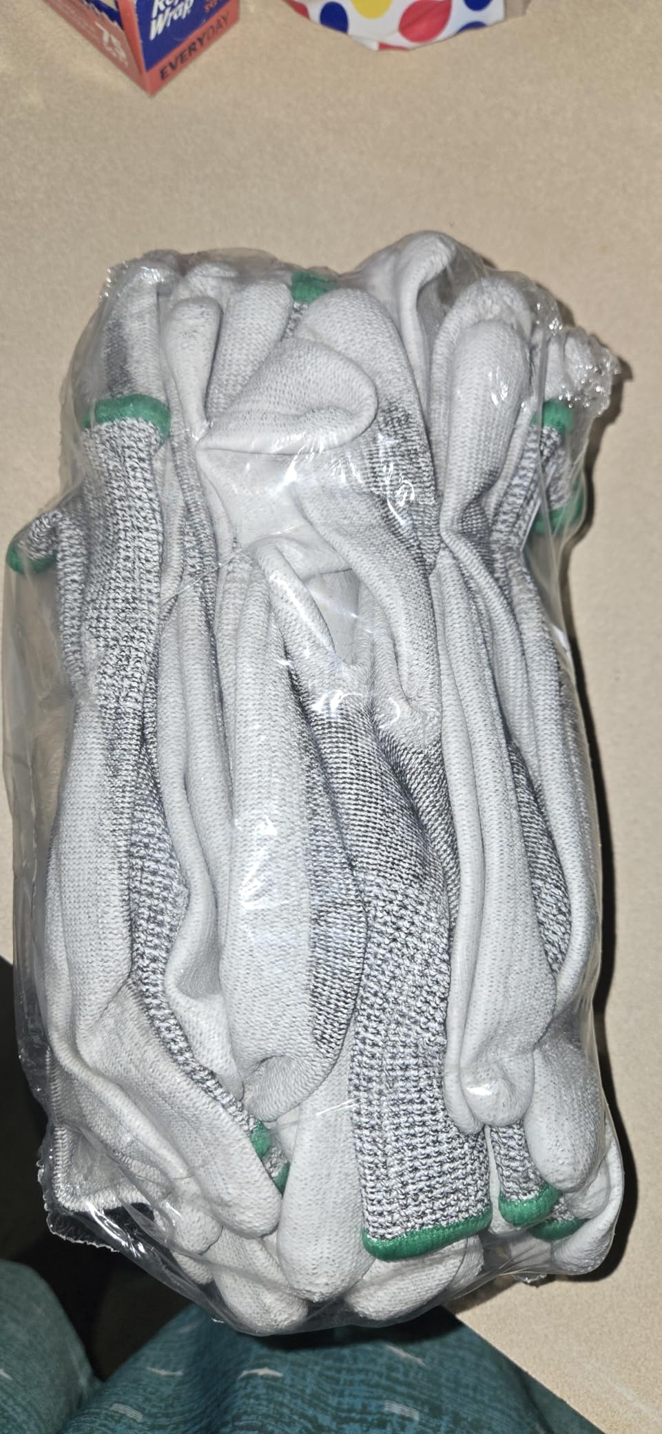 Schwer 12 Pairs ANSI A5 Cut Resistant Work Gloves, Cut Proof Gloves with PU Coating, Used for Metal Fabrication, WoodWorking, Construction, Non Slip, Durable, M, CR3088 - Customer Photo 2