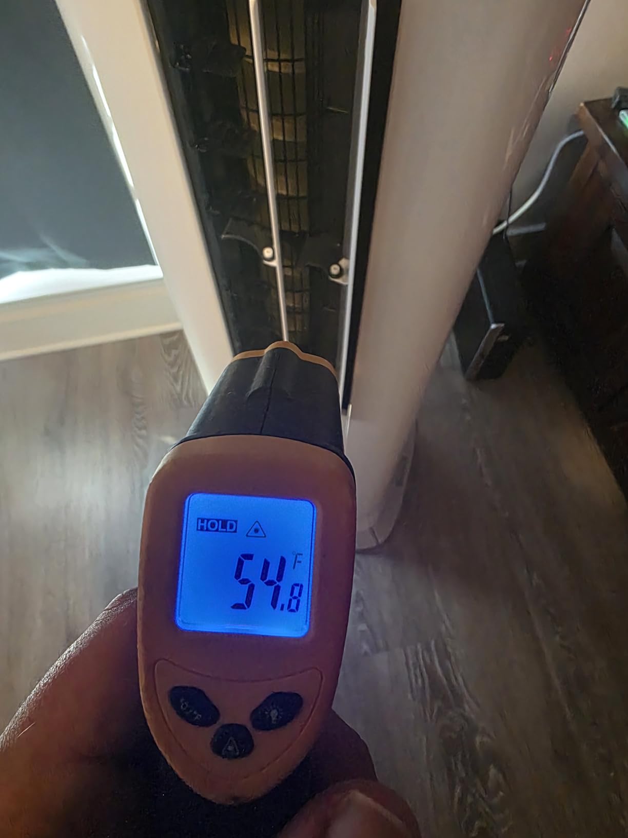 Hisense 6,000 BTU Smart Inverter Window Air Conditioner, 3 modes (Cooling, Fan, Dehumidifier), Easy Installation,Ultra Quiet, 24.5% more Energy Saving, 2 Years Warranty - Customer Photo 2
