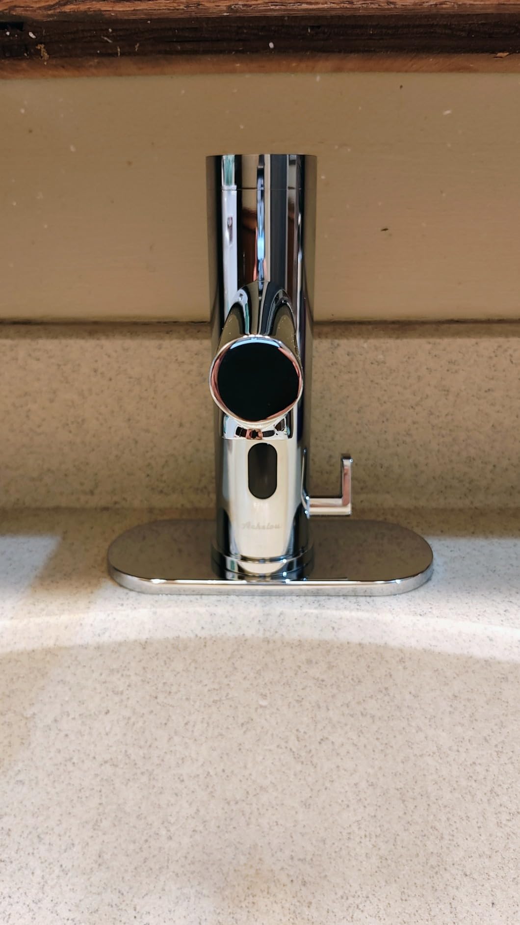 Achelous Automatic Touchless Bathroom Sink Faucet with Deck Plate,Hands Free Infrared Sensor Basin Faucet with Temperature Control, Battery Powered Sensor Bathroom Tap,Chrome - Customer Photo 1