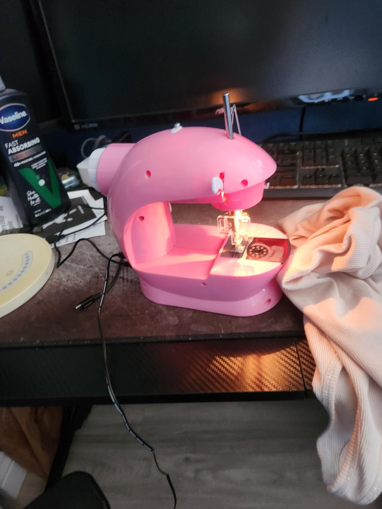 Sewing Machine for Beginners with Expansion Table Foot Pedal and 42Pcs Sewing kit Finger Guard & Light Mini Small Portable Sewing Machines 2-Thread 2-Speed 2-Switches for Kids Ages 8-12 Blue Set - Customer Photo 2