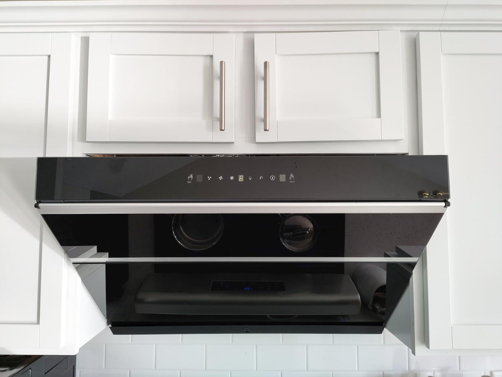 Island Range Hood 30 Inch 700 CFM Ceiling Mount Kitchen Vent Hood Tempered Glass with Color Gesture Sensing & Touch Control, 3 Speed Fan, 4 LED Lights, Permanent Filters Customer Review Island Range Hood 30 Inch 700 CFM Ceiling Mount Kitchen Vent Hood Tempered Glass with Color Gesture Sensing & Touch Control, 3 Speed Fan, 4 LED Lights, Permanent Filters - Customer Photo 1
