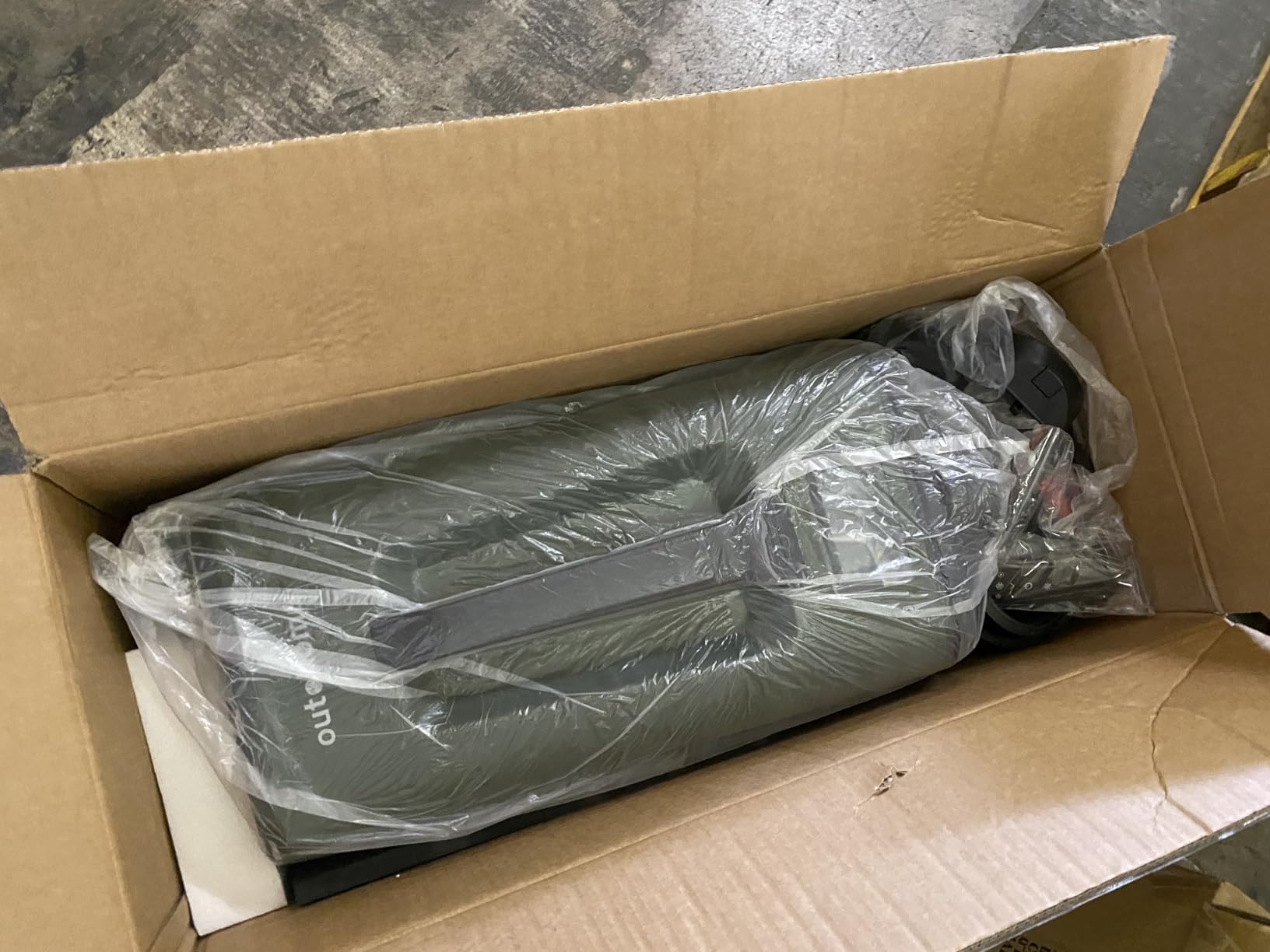 5200BTU Portable Camping Air Conditioner For Tent Outdoor and Indoor Use,Suitable For RV,Truck,Van and Car Airconditioning Cooling (Grey) Customer Review 5200BTU Portable Camping Air Conditioner For Tent Outdoor and Indoor Use,Suitable For RV,Truck,Van and Car Airconditioning Cooling (Grey) - Customer Photo 1