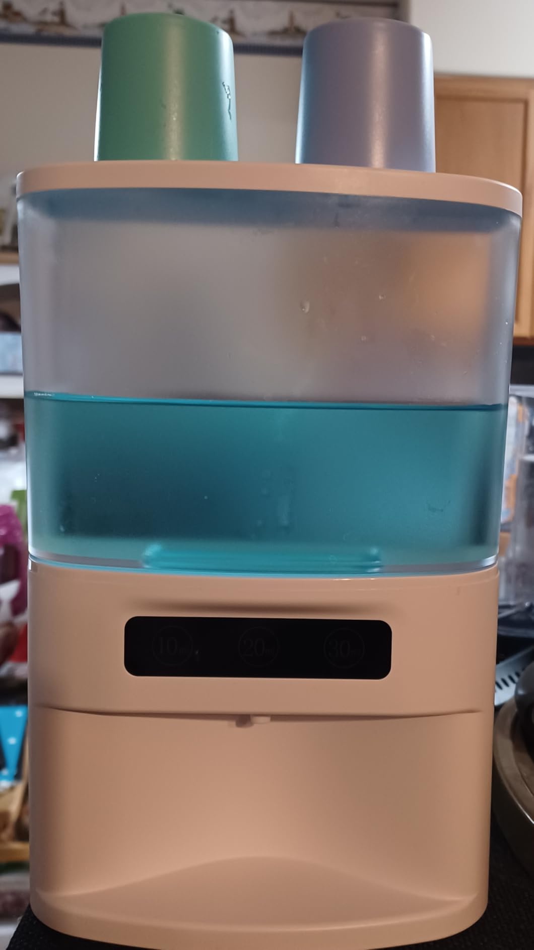 Automatic Mouthwash Dispenser for Bathroom,550 ML(19.36 FL OZ) Capacity 2600mAh Battery Extra-Long Standby Time Pump Silent Mouthwash Dispenser with Two Cups,Suitable for All Age Groups - Customer Photo 2