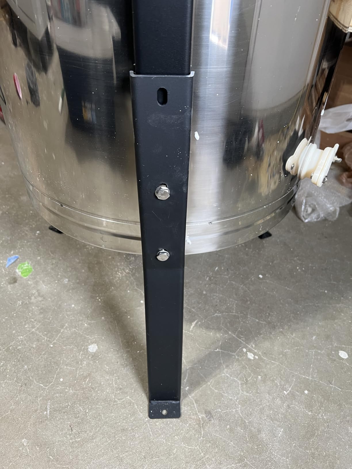 Honey Lake 3 Frame Electric Honey Extractor – Food Grade Stainless Steel Drum, Adjustable Speed & Height, 140W Quiet Motor, Transparent Lid, Honey Spinner for Beekeeping Harvest - Customer Photo 1