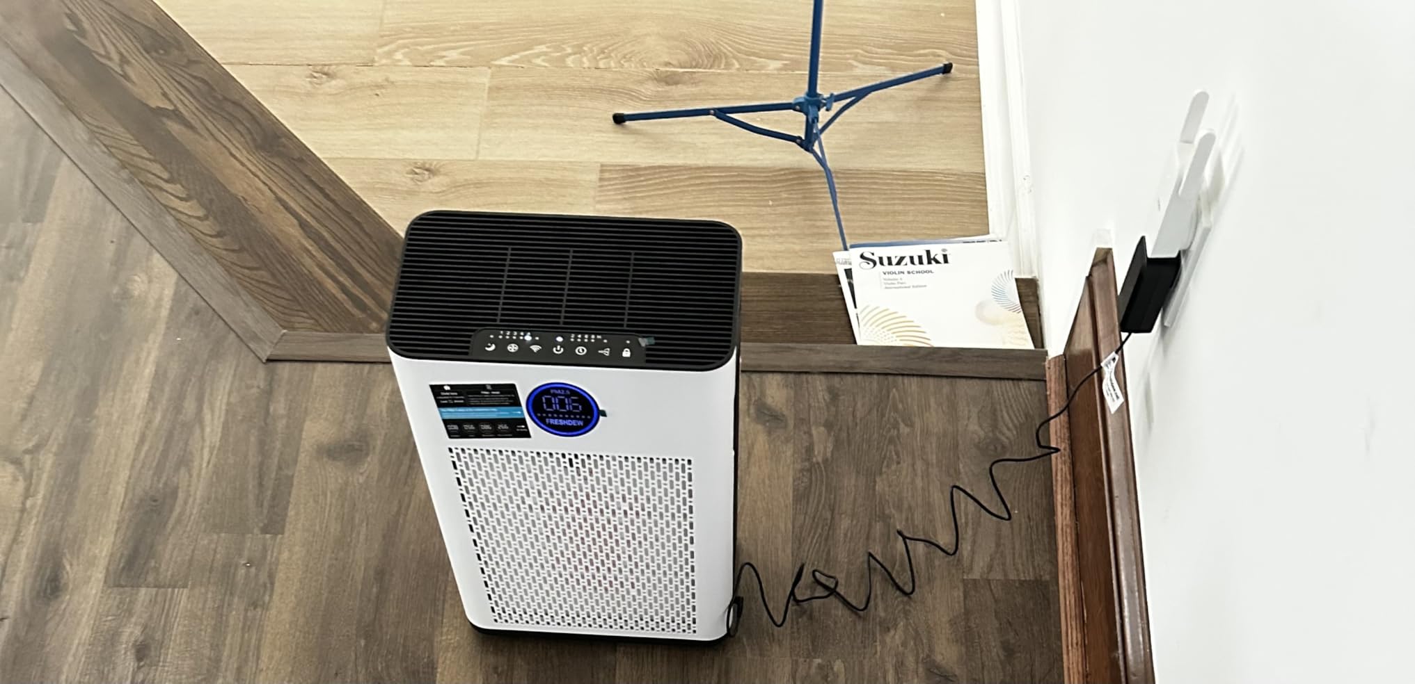 Air Purifier,FREHSDEW Air Purifiers for Home with H14 HEPA and Activated Carbon Filter, Removes 99.99% of Dust,Odors,Smoke,and Pet Hair Covers up to 2300 Sq.Ft, Quiet and Energy Efficient - Customer Photo 1