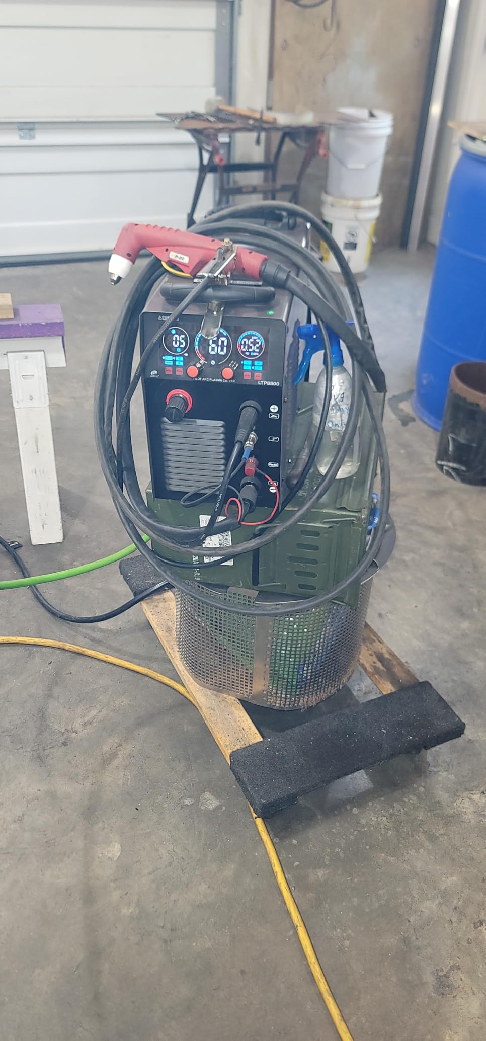 LOTOS LTP6300DCNC 63AMP Non-Touch Pilot Arc CNC Enabled Plasma Cutter, Drag Cut Enabled, 3/4