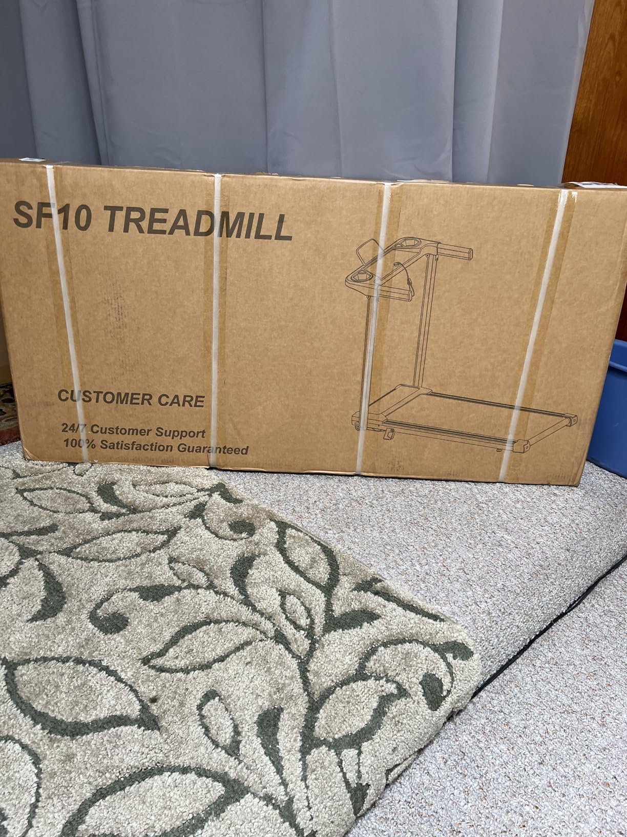 12% Incline Treadmill with Handle, 3-in-1 Portable Treadmills for Home and Office, Foldable Treadmills with 300 Lbs Weight Capacity, 3.0HP Quiet Walking Pad Treadmill, Three Touch Screen - Customer Photo 2