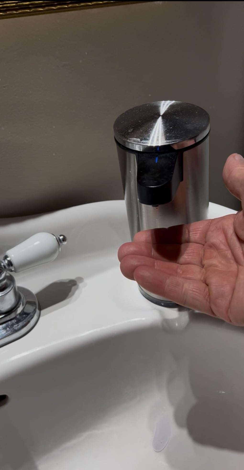 AIKE SensePro Automatic Soap Dispenser Type-C Rechargeable, Brushed Stainless Steel Finish 12.8 fl.oz. for Liquid Soap - Customer Photo 2