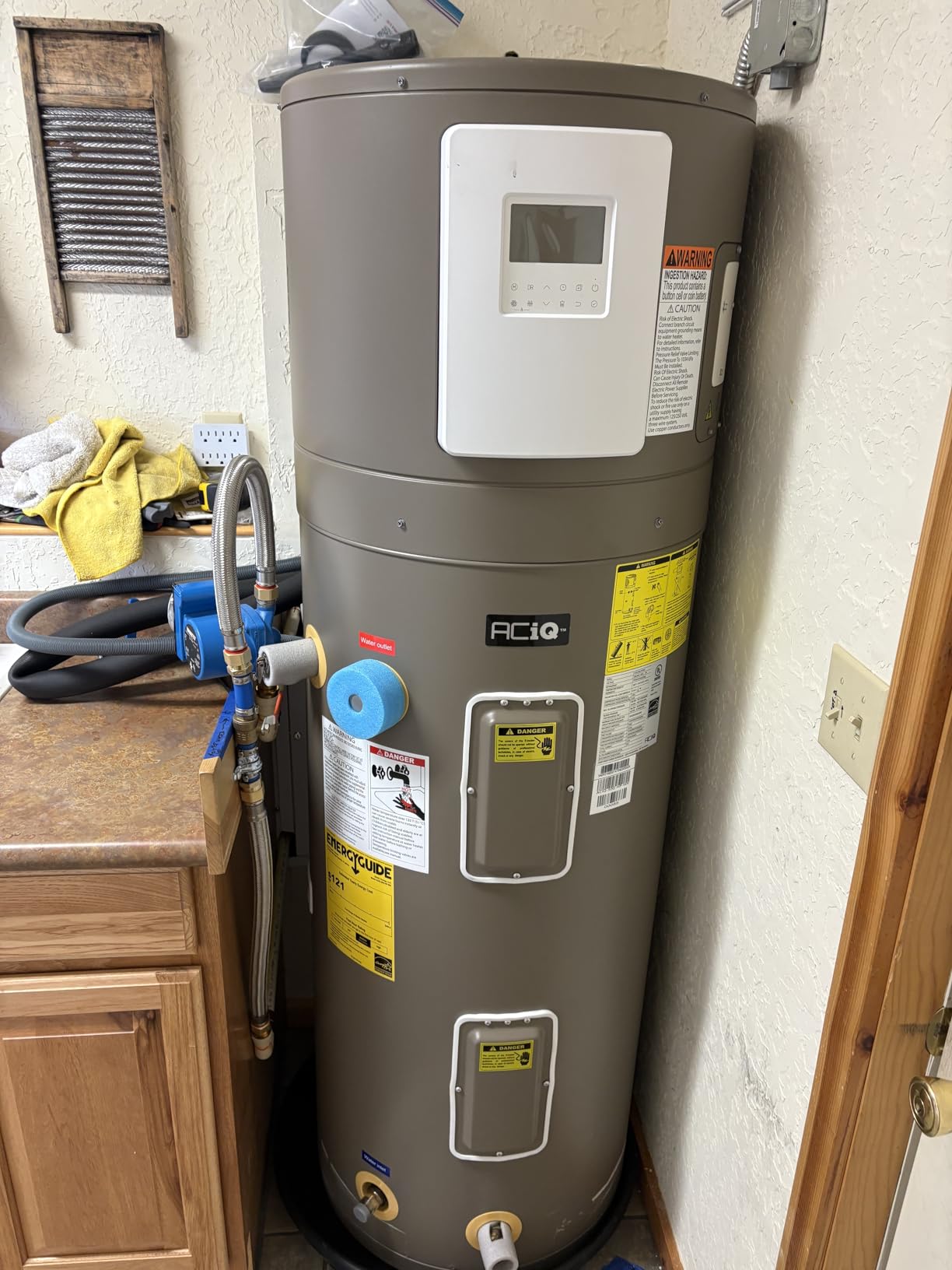 ACiQ Electric Residential Hybrid Hot Water Heater Electric 50 Gallon Tank | Heat Pump, Water Heater, Quiet Operation | 240V, 1Ph, 60Hz - Customer Photo 1