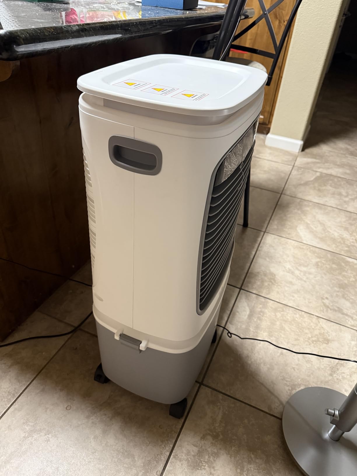 Swamp Cooler - Evaporative Air Cooler with 6.6 Gallon Water Tank, 1800CFM 3 in1 Portable Air Conditioner, 4 Ice Box, 120°Oscillation Cooling Fan with Remote for 600 Sq.Ft 3 Speeds (Grey) - Customer Photo 1