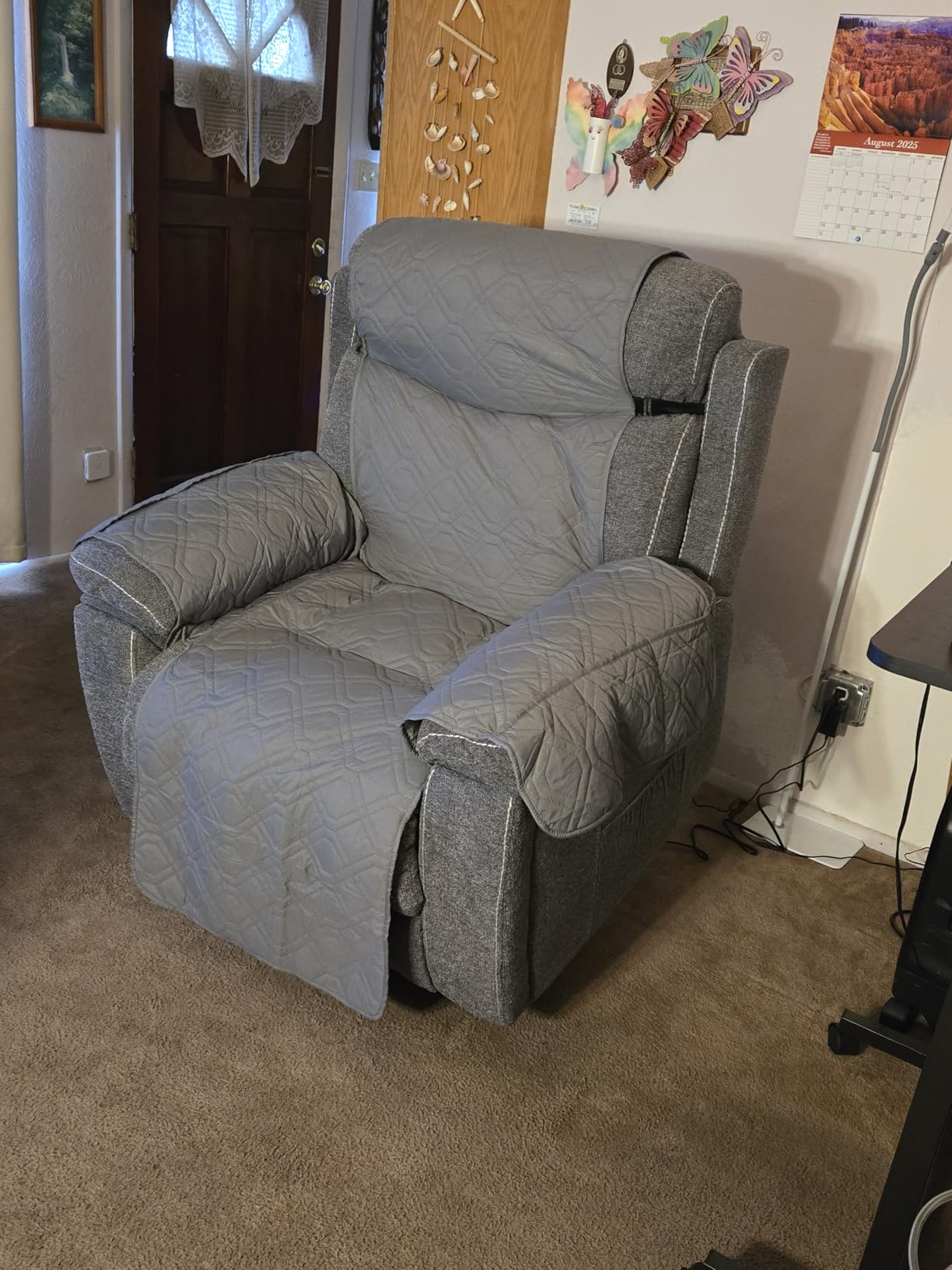 Phoenix Home Large Power Lift Recliner Chair with Massage and Heat for Elderly, Overstuffed Wide Recliners with 2 Cup Holders, Side Pocket and USB Port - Customer Photo 1