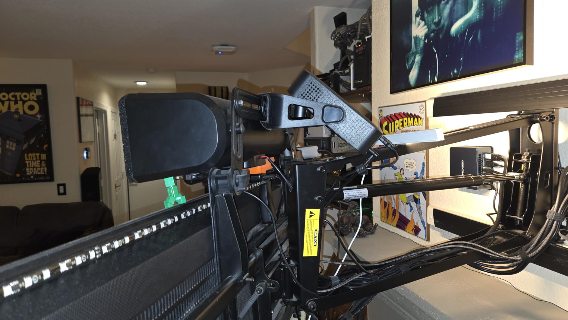 【Netflix-Licensed Projector & Native 1080P】Thinnest 2.24