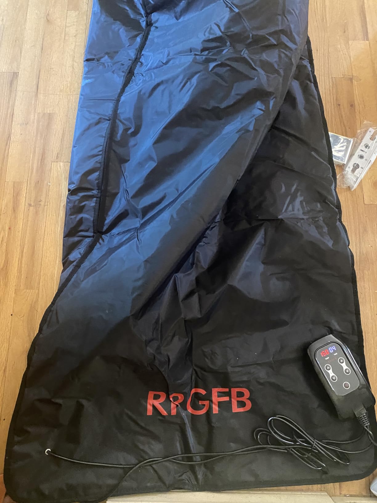 Low EMF Infrared Sauna Blanket for Detox and Home Relaxation, Adjustable 1-60 Min Timer, 95-167℉ Temp Range, 6 ft x 2.95 ft, Durable PU Leather Cover - Customer Photo 1