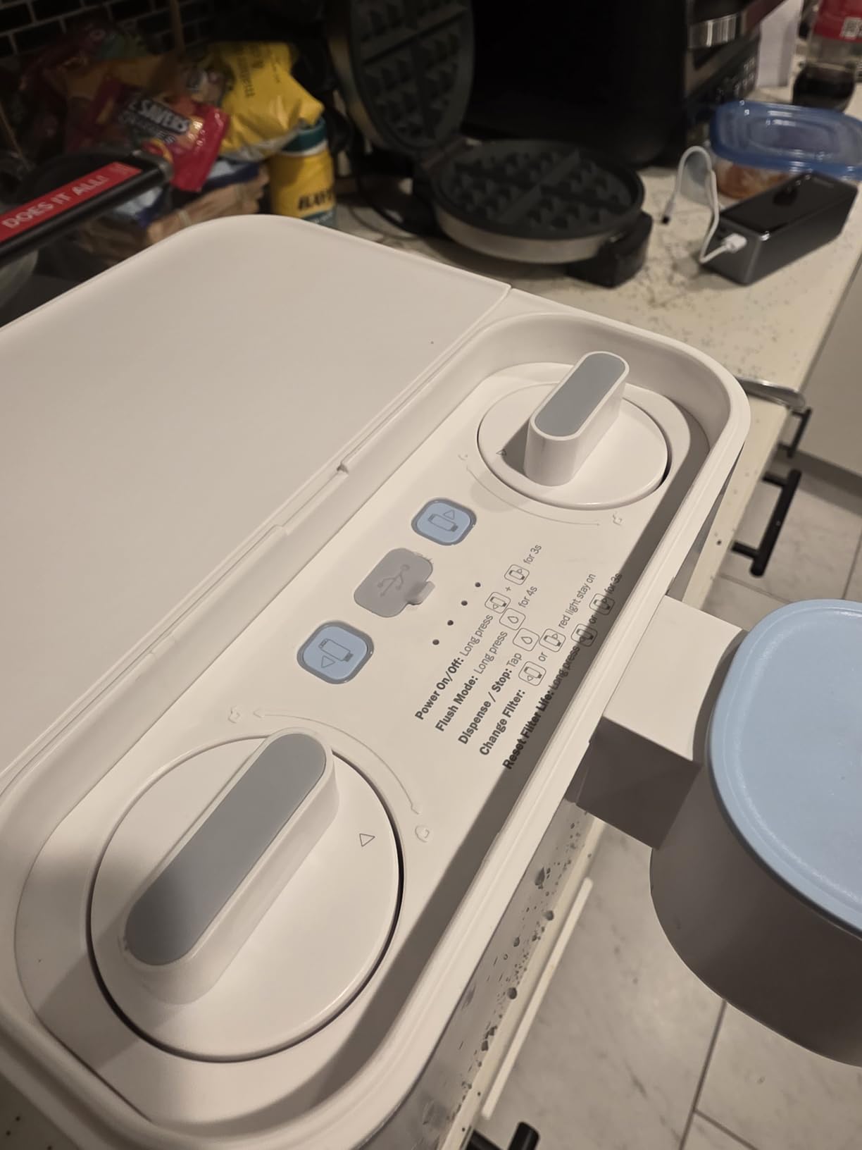 Frizzlife 400-Gallon Electric Water Filter Dispenser with 2 Filters (8-Stage Filtration),Reduce 99.89% of Lead,6 Months Rechargeable Water Pitcher, BPA-Free Instant Countertop Water Filter System,MD40 - Customer Photo 2