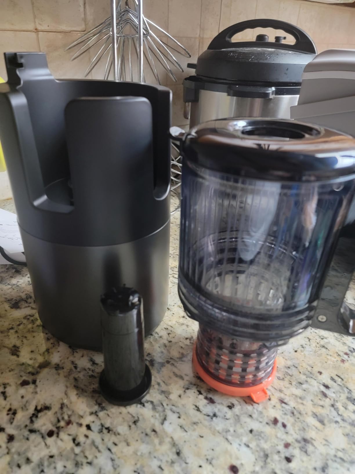 Cold Press Juicer Machines, High Nutrient Retention, 99% Juice Yield, 5.3