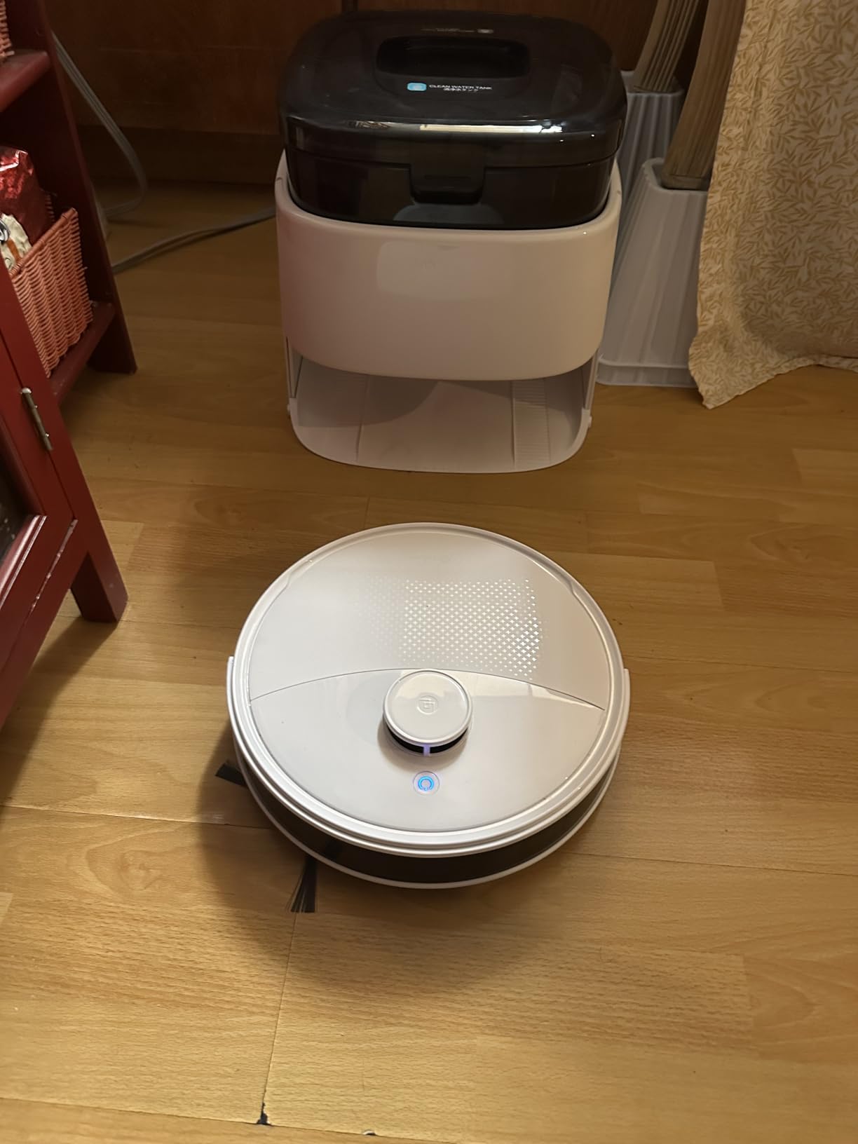 Lefant M210 Pro Robot Vacuum, Slim Quiet, 3 Adjustable Suction Levels, 6 Modes, Robot Vacuum Cleaner for Pet Hair, Hard Floors & Low Carpets, Self-Charging, WiFi/App/Alexa Control, Gray - Customer Photo 2