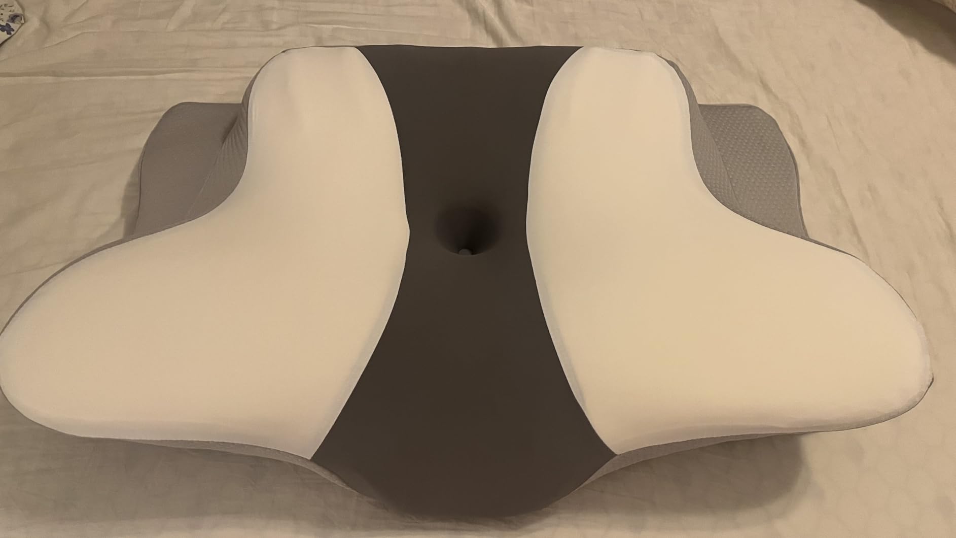 Cervical Pillow for Neck Pain Relief - Ergonomic Pillow for Sleeping Side Sleeper Pillow for Adults, Contour Neck Pillow Cooling Memory Foam Pillows, Orthopedic Bed Pillow for Back Stomach Sleepers - Customer Photo 1