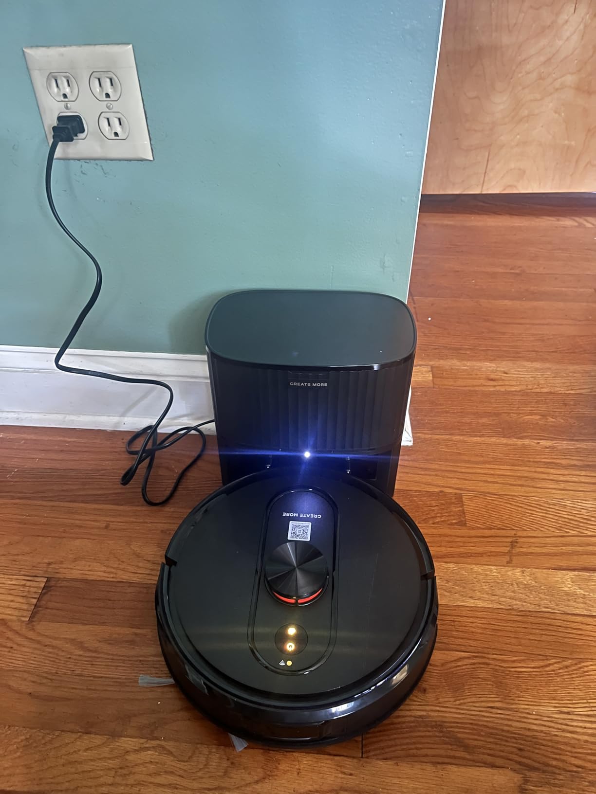 Bagotte Robot Vacuum and Mop, Robotic Vacuum with Mapping,Self Emptying Station for 60 Days, 5000Pa Suction, LiDAR Navigation, No-Go Zones,Wi-Fi/App/Alexa Control,Hard Floors and Carpets - Customer Photo 2