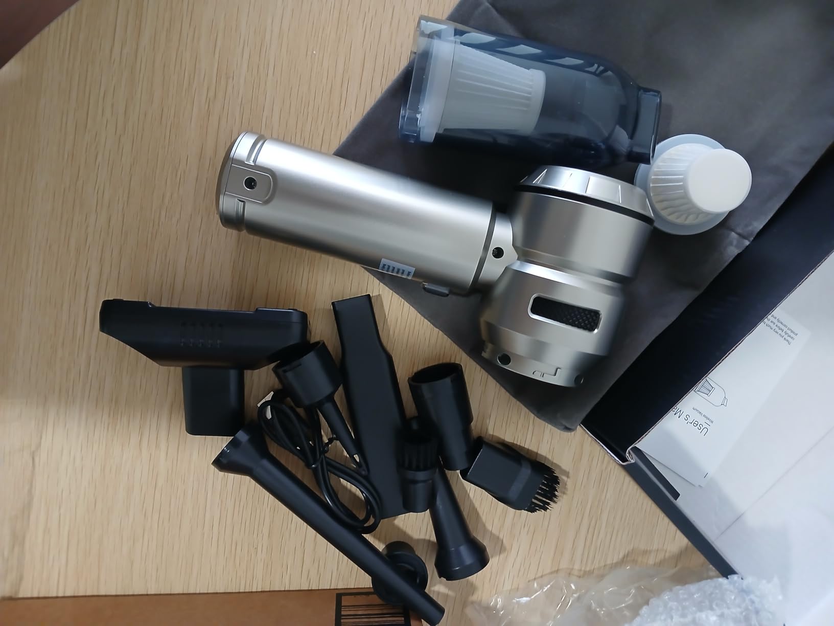 Car Vacuum,3 Suction Modes,Portable Mini Cordless Cleaner with 24000pa Suction Power,Type-C Charge,Handheld Vacuum for Home,Car, Office Desk, Keyboards(Dark Silver) - Customer Photo 1