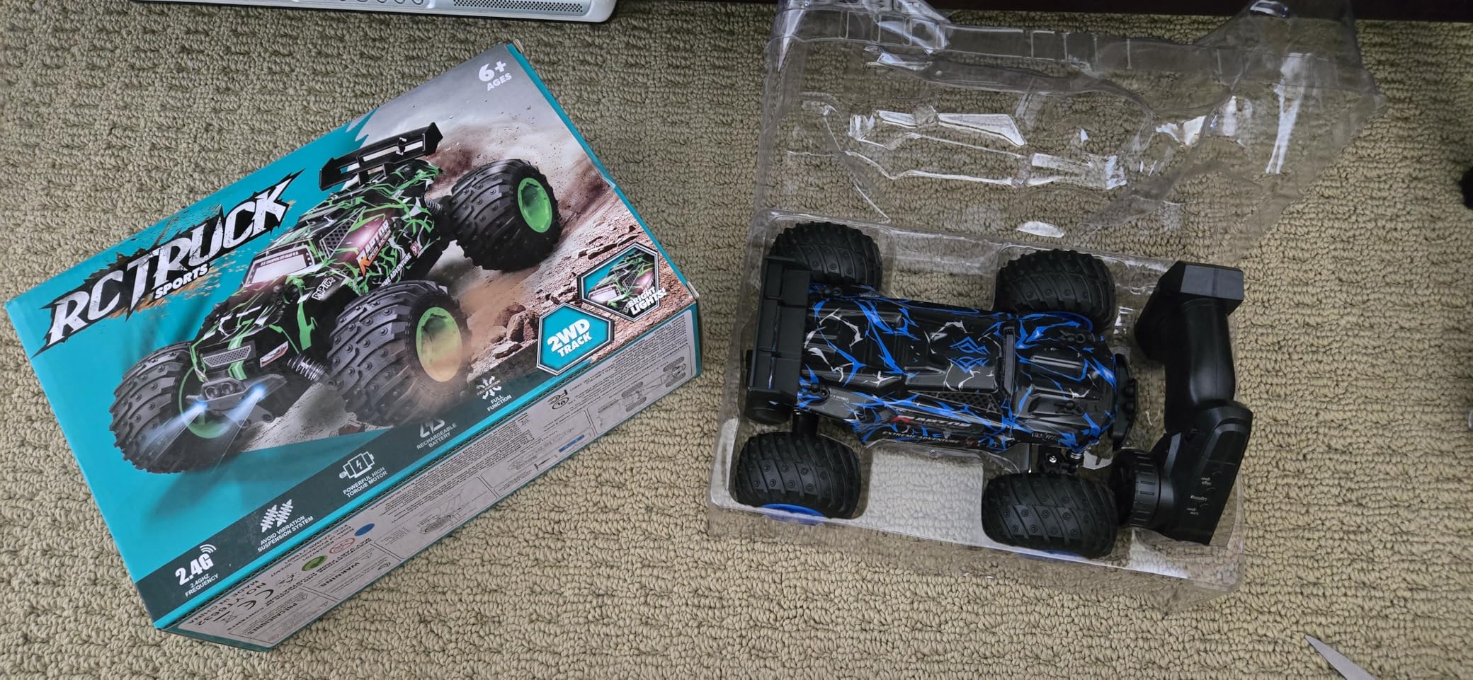 BIFYTON Remote Control Car, 1:18 Scale Rc Cars, All-Terrain RC Truck with LED Light - Customer Photo 1