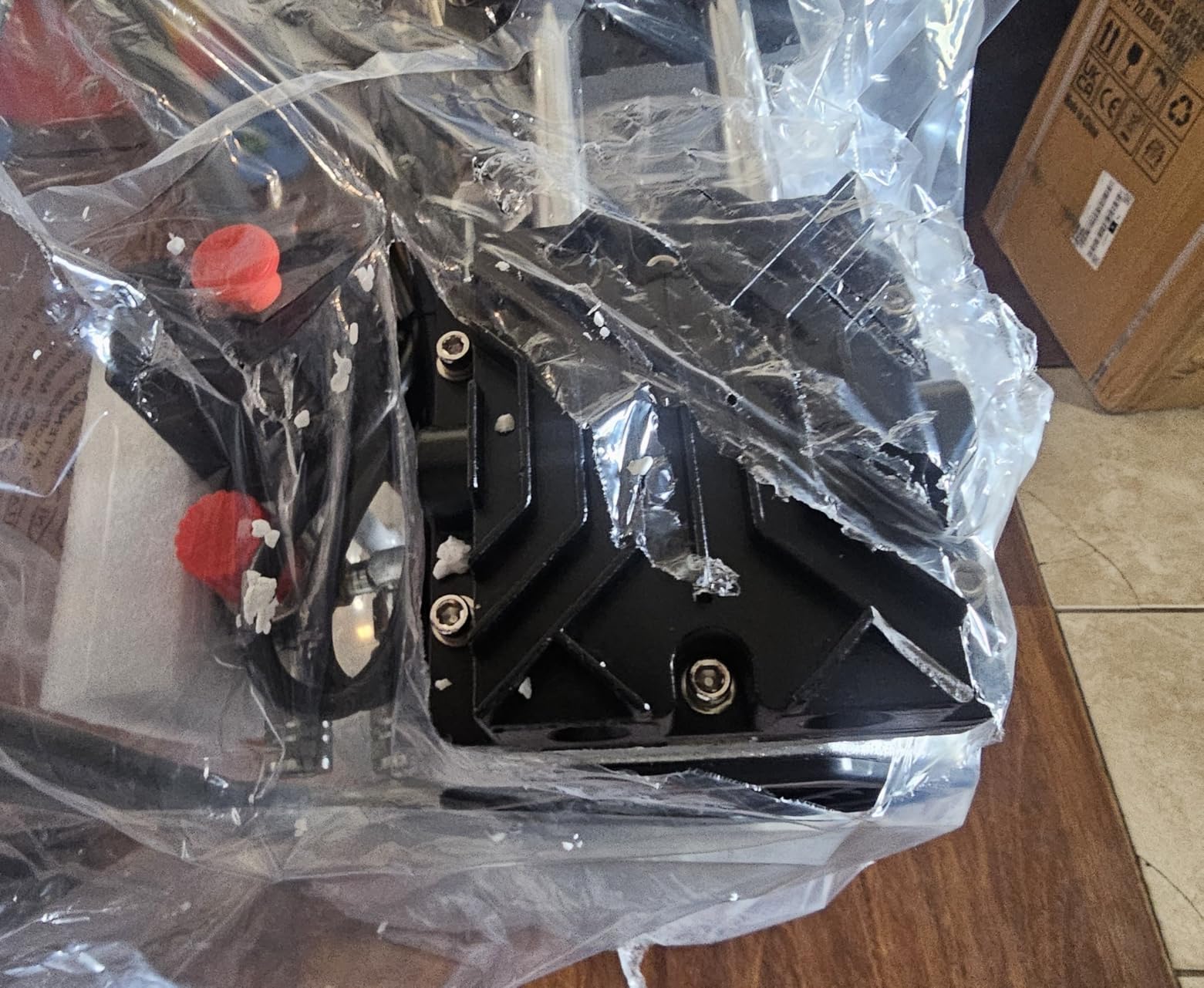 VEVOR 13-Gallon Air Compressor, 2HP, 4.6 SCFM@90PSI, Oil-Free Tank, 66dB Quiet Operation, Ideal for Tire Inflation, Woodworking, Auto Repairs, and Spray Painting (Maximum Pressure 125 PSI) - Customer Photo 1