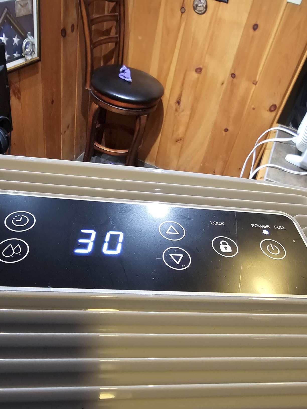 Kesnos 30 Pints Energy Star Dehumidifier for Spaces Up to 2,500 Sq. Ft, Quiet Dehumidifier for Home, Bedroom, Bathroom, Basement with Drain Hose, Featuring Mutile Mode, Auto Defrost, Timer Function Customer Review Kesnos 30 Pints Energy Star Dehumidifier for Spaces Up to 2,500 Sq. Ft, Quiet Dehumidifier for Home, Bedroom, Bathroom, Basement with Drain Hose, Featuring Mutile Mode, Auto Defrost, Timer Function - Customer Photo 1