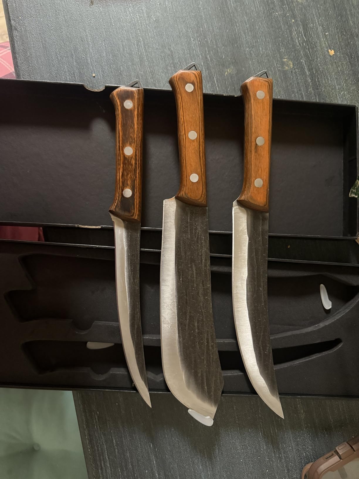 Huusk Butcher Knife Set for Meat Cutting, 3PCS Carving BBQ Brisket Knives, Hand-forged Kitchen Knive Set with Ergonomic Handle, Gift for Men Women - Customer Photo 1