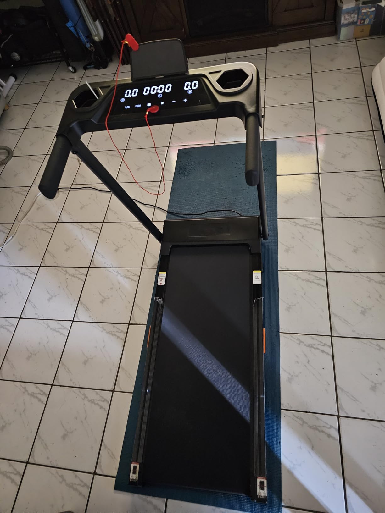 3-in-1 Treadmill with 14% Incline, Portable Treadmills for Home with Handle, Foldable Treadmills with 300 Lbs Weight Capacity, 3.0HP Quiet Walking Pad Treadmill, Three Touch Screen - Customer Photo 1