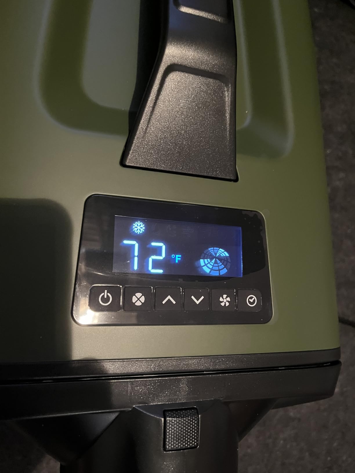 5200BTU Portable Air Conditioners Camping Tent air conditioner with remote control,Portable ac for Truck Outdoor, RVs, Fishing, Pet Houses, AC Suitable for Small Indoor Use Customer Review 5200BTU Portable Air Conditioners Camping Tent air conditioner with remote control,Portable ac for Truck Outdoor, RVs, Fishing, Pet Houses, AC Suitable for Small Indoor Use - Customer Photo 2