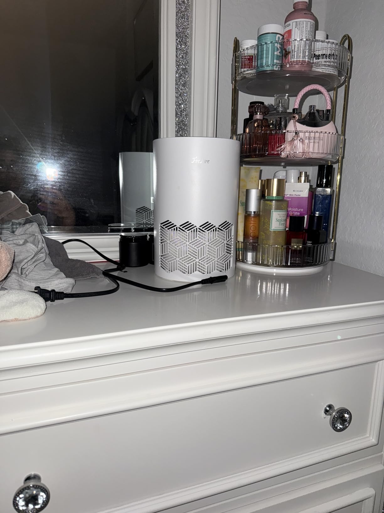 FreAire Air Purifiers for Bedroom Covers Up to 1086 Ft², Air Purifiers for Home, HEPA Air Purifier with Lights, Air Purifier Removes Dust Smoke Pollen Dander Smell, for Home/Pets/Bedroom (Black) Customer Review FreAire Air Purifiers for Bedroom Covers Up to 1086 Ft², Air Purifiers for Home, HEPA Air Purifier with Lights, Air Purifier Removes Dust Smoke Pollen Dander Smell, for Home/Pets/Bedroom (Black) - Customer Photo 1