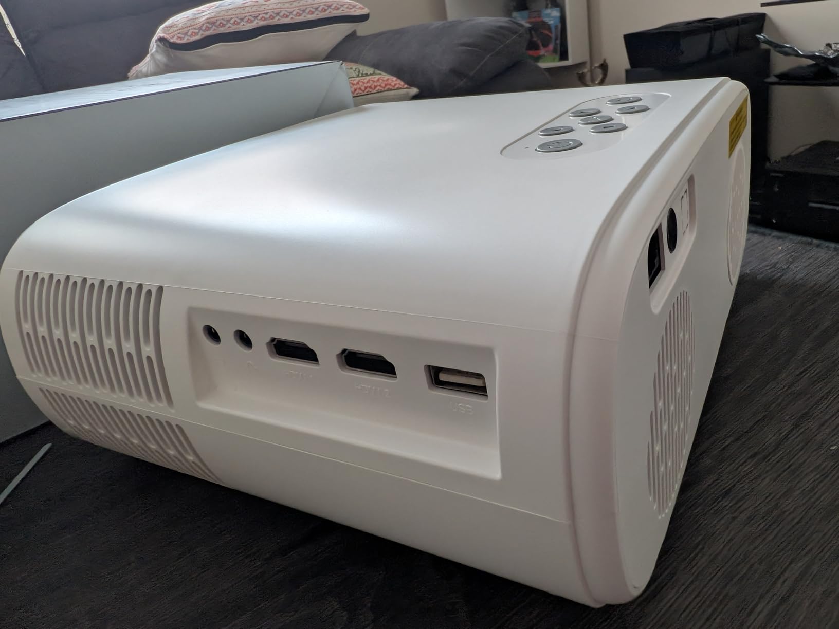 Projector [AI Auto Focus/Auto Lens Cap] Outdoor-Projector-4K with WiFi 6 and Bluetooth: 1500 ANSI Portable Projector with Auto 6D Keystone & Zoom, Jimveo Native 1080P Movie Proyector 2025 Upgraded - Customer Photo 2
