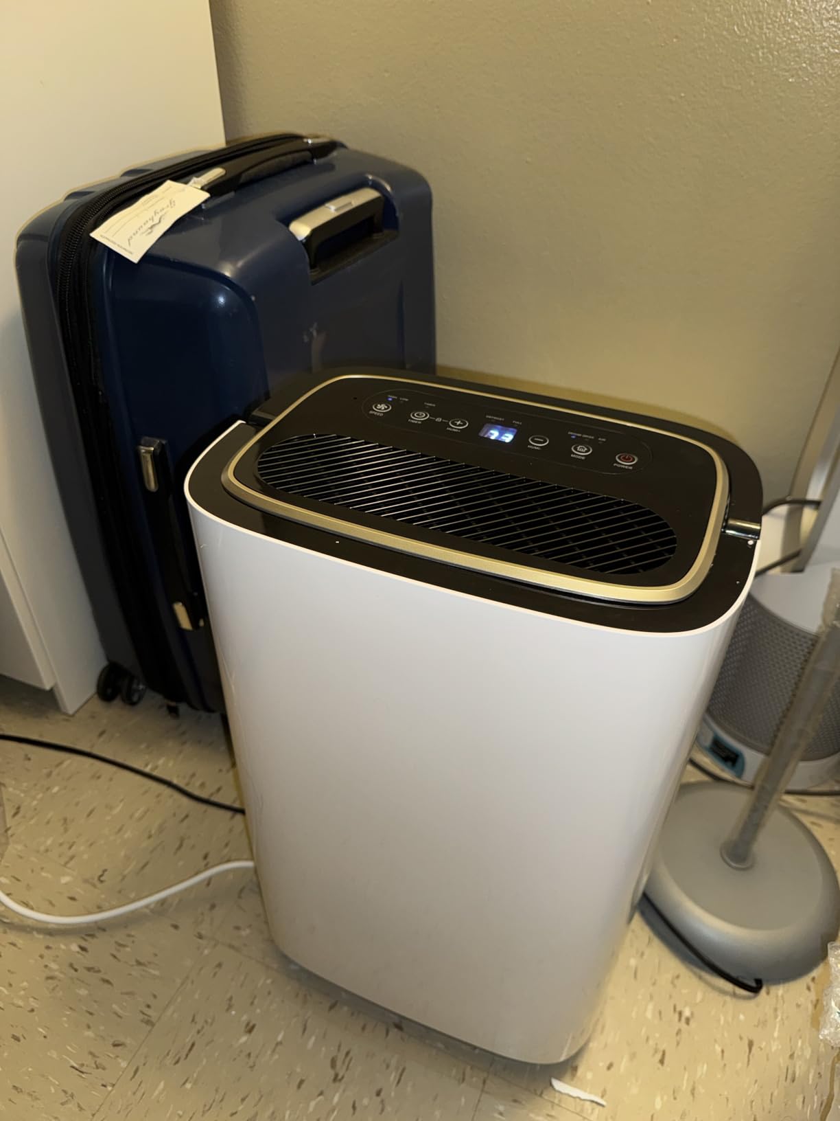 3000 sq.ft Dehumidifier for Basement, 30 Pint Dehumidifiers for Home with Drain Hose, Smart Humidity Control, 24H Timer & Child Lock, Ideal for Large Room, Bathroom, Bedroom, Garage Customer Review 3000 sq.ft Dehumidifier for Basement, 30 Pint Dehumidifiers for Home with Drain Hose, Smart Humidity Control, 24H Timer & Child Lock, Ideal for Large Room, Bathroom, Bedroom, Garage - Customer Photo 2