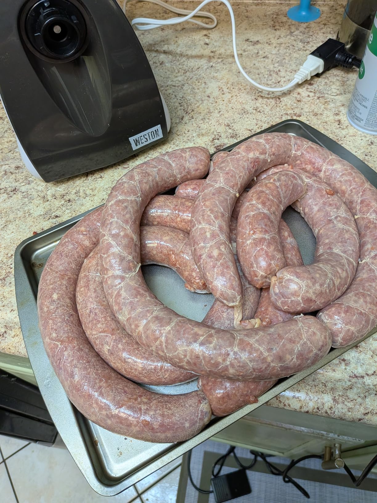 VEVOR Electric Sausage Stuffer, 25 LBS / 12 L Vertical Meat Stuffer, Stepless Speed Control and Foot Pedal, Stainless Steel Heavy Duty Sausage Filler with 4 Stuffing Tubes, for Commercial & Home Use Customer Review VEVOR Electric Sausage Stuffer, 25 LBS / 12 L Vertical Meat Stuffer, Stepless Speed Control and Foot Pedal, Stainless Steel Heavy Duty Sausage Filler with 4 Stuffing Tubes, for Commercial & Home Use - Customer Photo 1