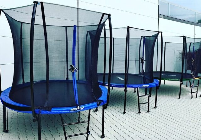 Best Trampolines [cy]: 10 Models Tested for Safety & Durability - Rosenberry Rooms