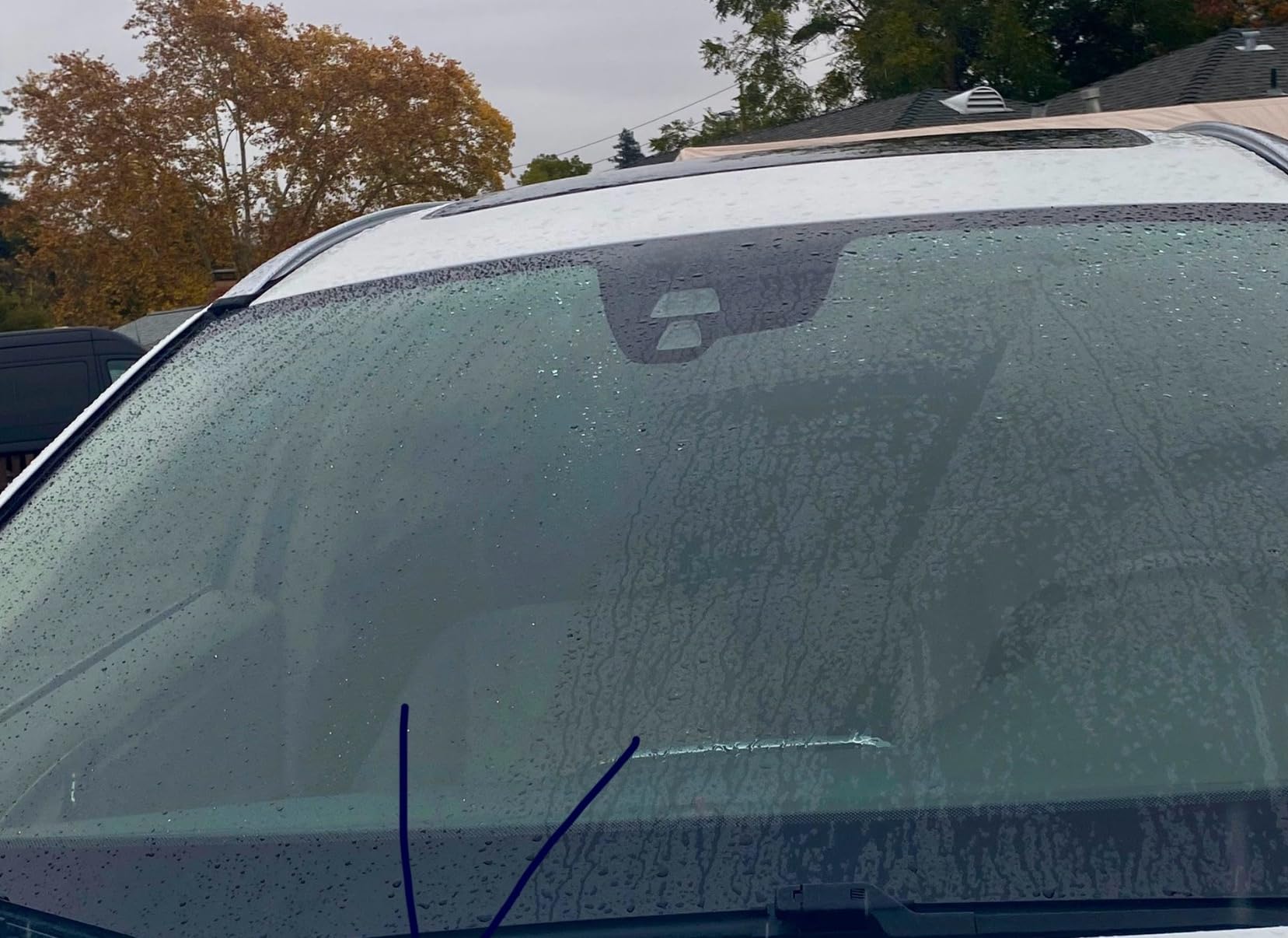 Rain-X 800002243 Glass Treatment, 7 oz. - Exterior Glass Treatment To Dramatically Improve Wet Weather Driving Visibility During All Weather Conditions - Customer Photo 1