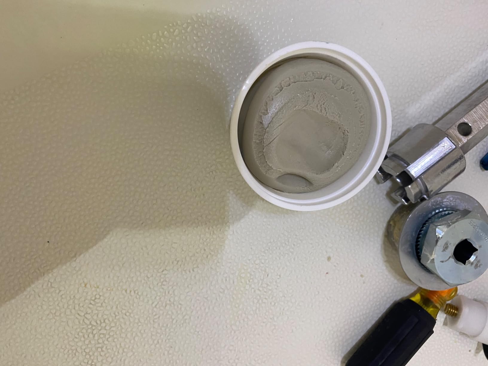 Harvey's WM Harvey 043010 Stainless Plumbers Putty, 14 oz - Customer Photo 2