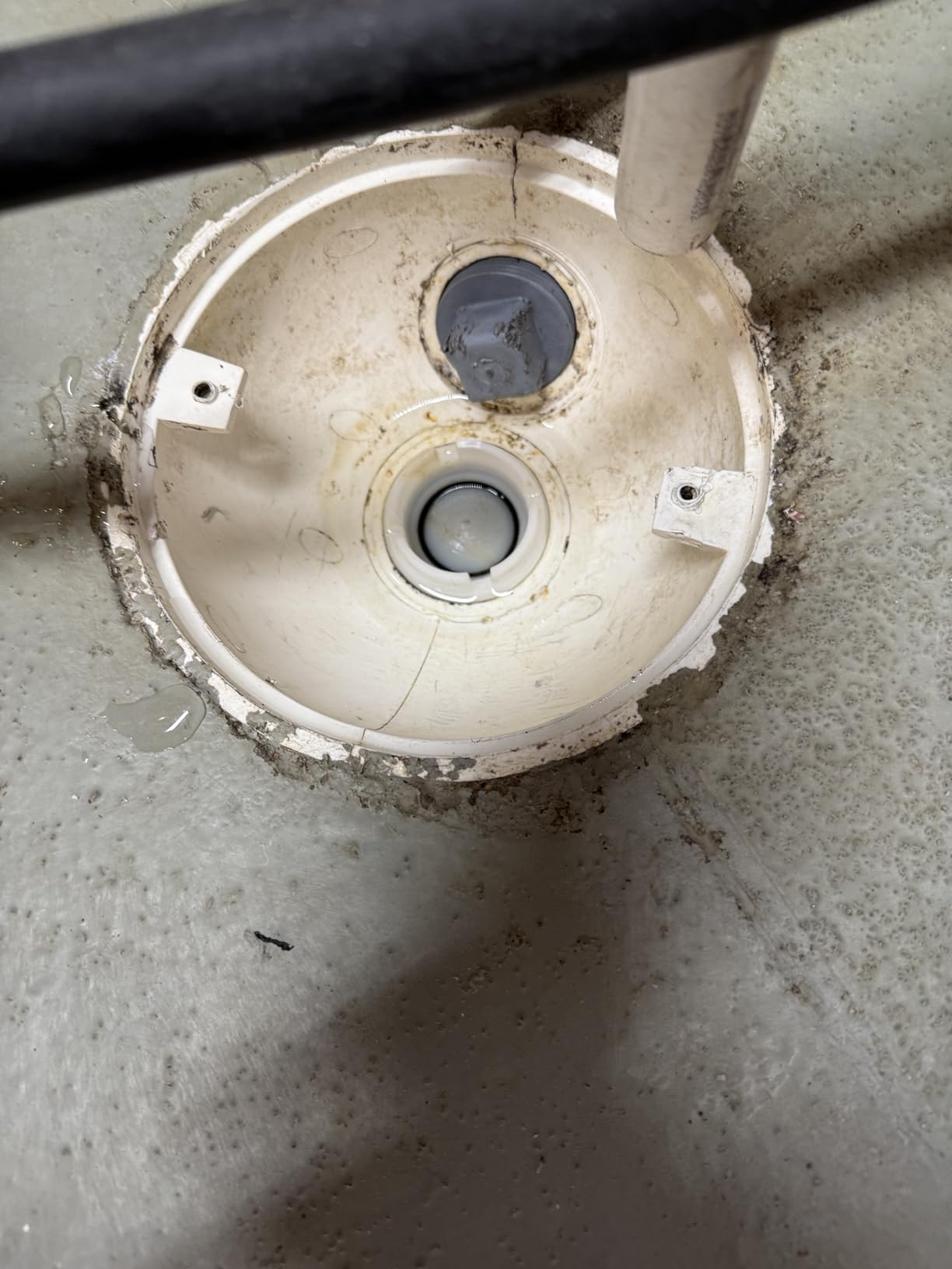 Oatey 42725 2 in. Backwater Valve Device for Integral Trap Shower Drain - Customer Photo 1