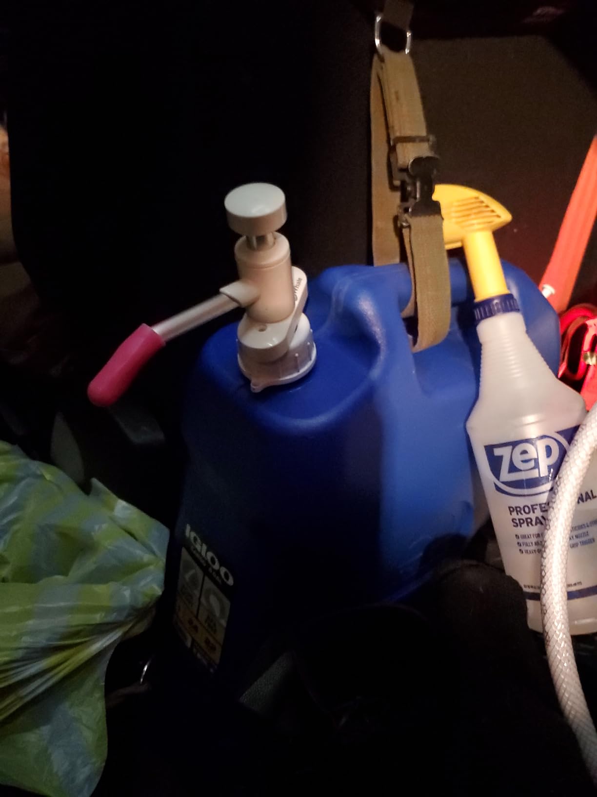 Whale GP0650 V Pump Mk 6 Hand-Operated Galley Water Pump, 2.2 GPM Max Flow Rate, Suitable for Fresh or Saltwater, White, One Size - Customer Photo 1