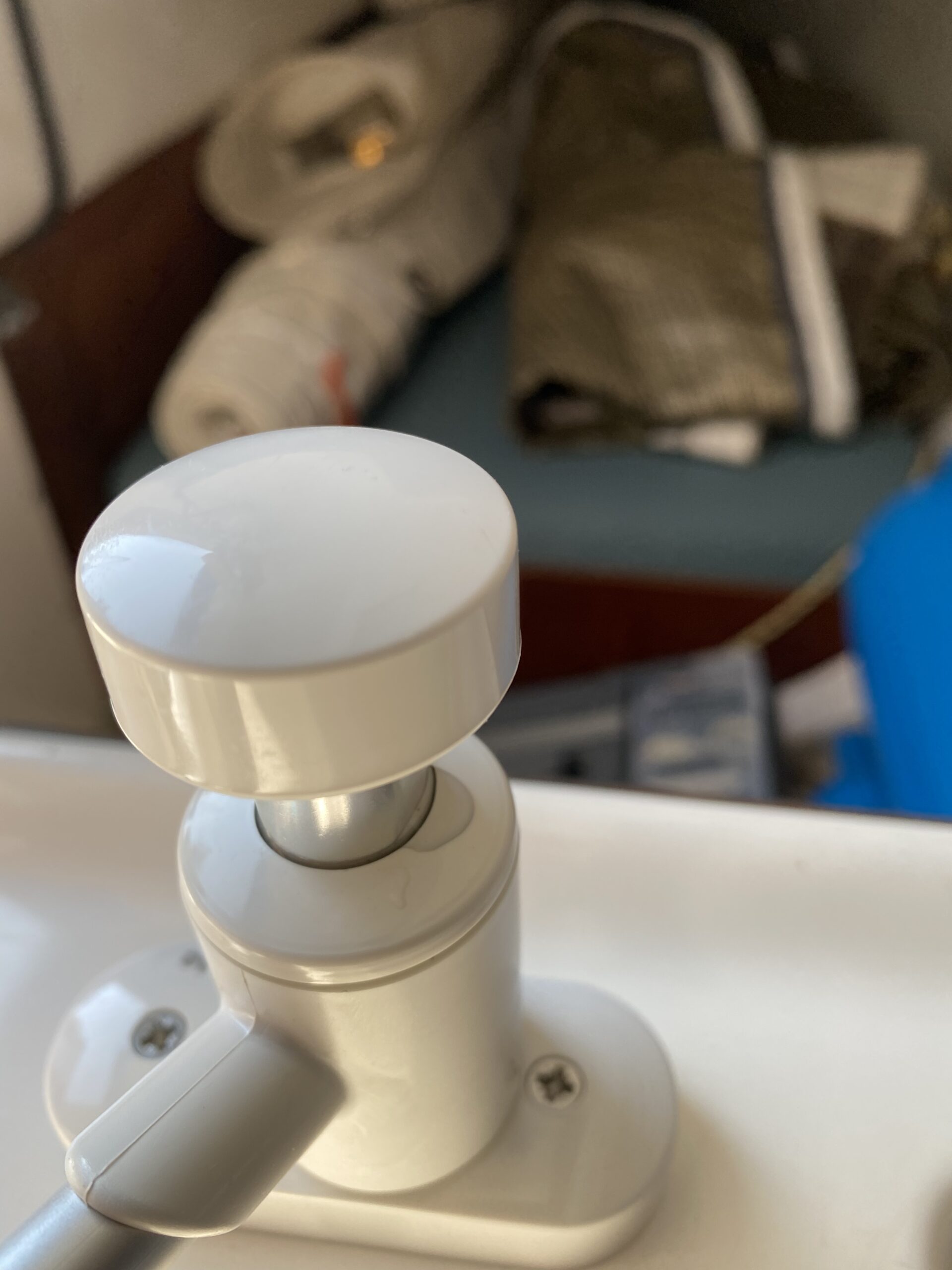 Whale GP0650 V Pump Mk 6 Hand-Operated Galley Water Pump, 2.2 GPM Max Flow Rate, Suitable for Fresh or Saltwater, White, One Size - Customer Photo 3