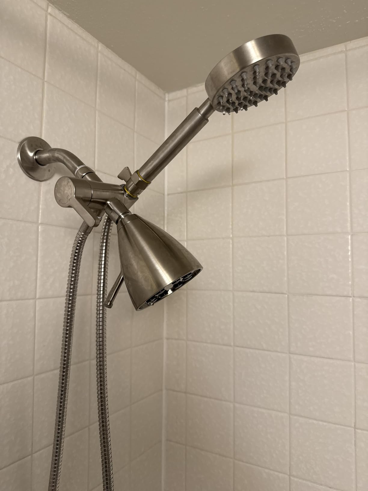 Speakman S-2251 Signature Icon Anystream Adjustable High Pressure Shower Head - 2.5 GPM Solid Brass Replacement Bathroom Showerhead, Polished Chrome Customer Review Speakman S-2251 Signature Icon Anystream Adjustable High Pressure Shower Head - 2.5 GPM Solid Brass Replacement Bathroom Showerhead, Polished Chrome - Customer Photo 1