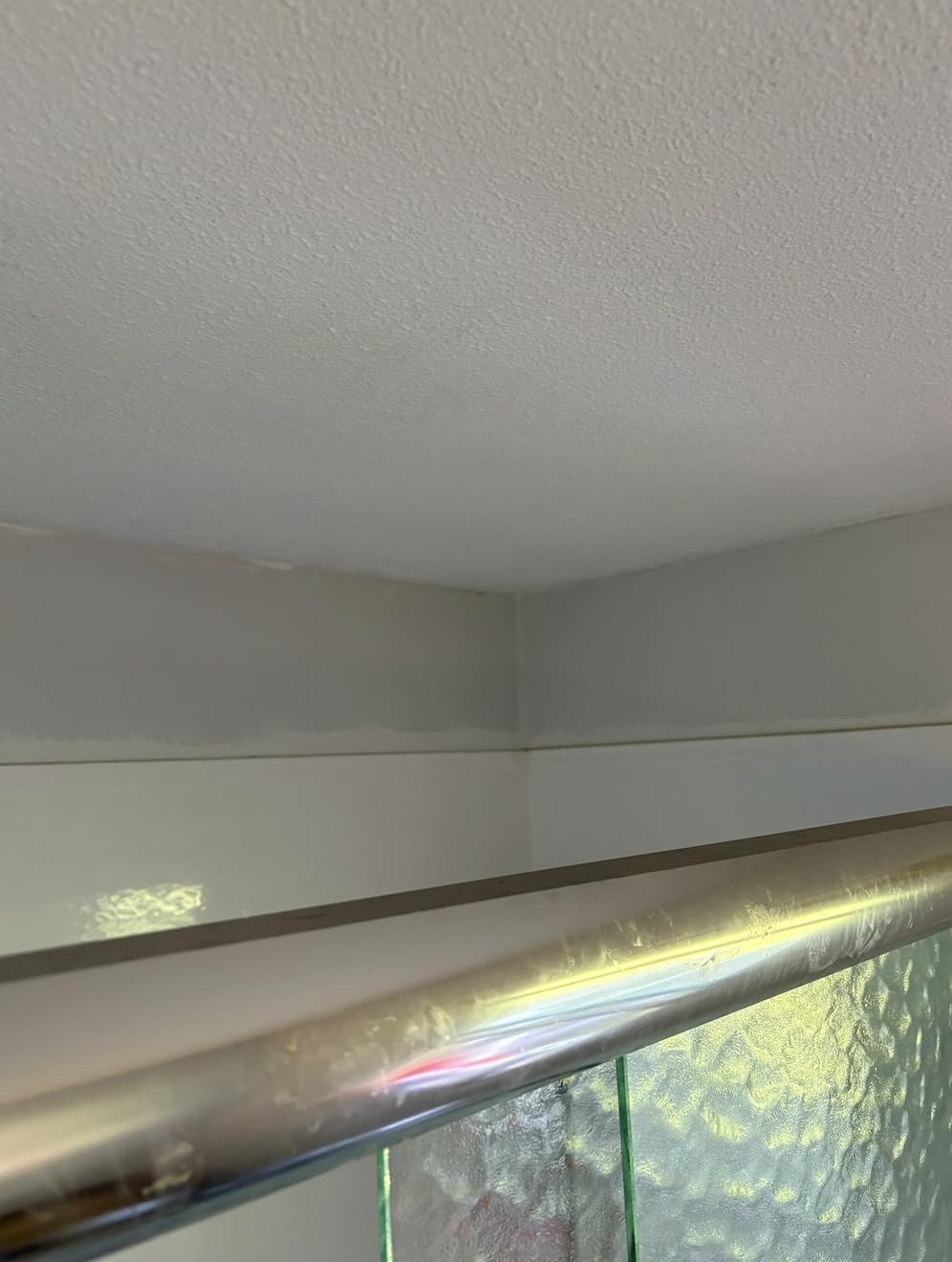 Zinsser 02774 PERMA-WHITE Mold & Mildew Proof Interior Paint, Quart, Eggshell White - Customer Photo 2