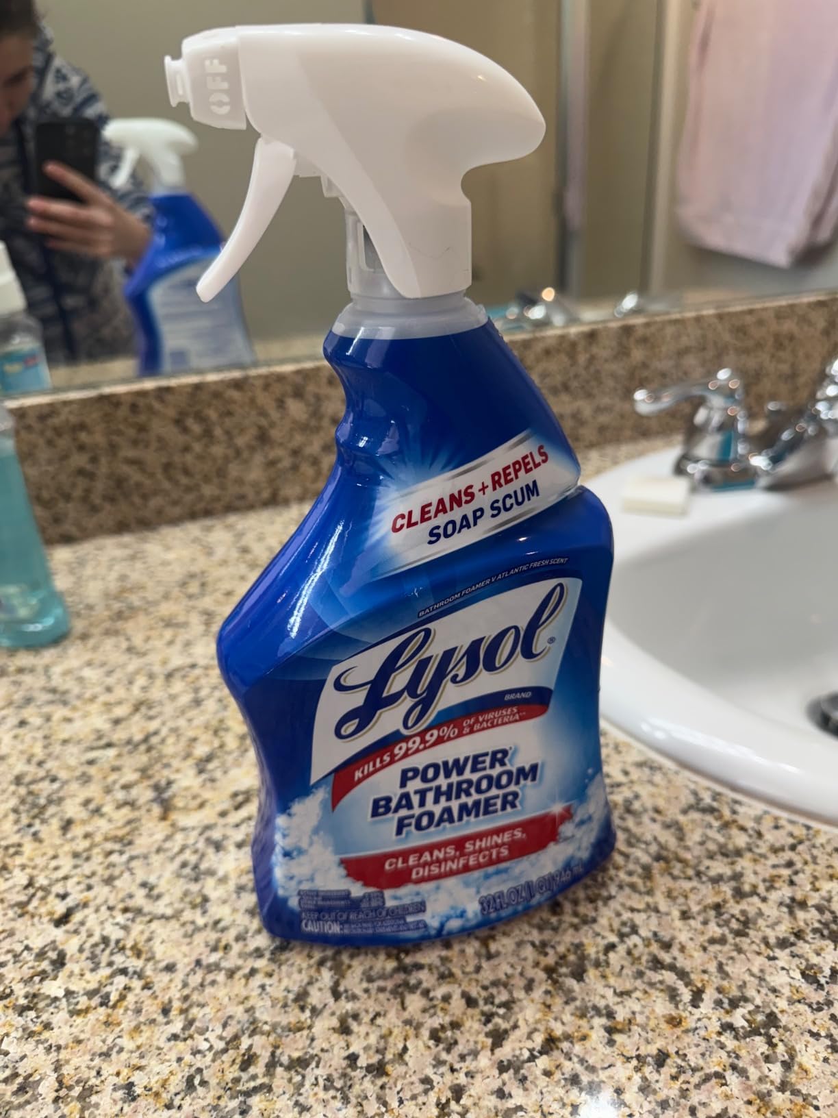Lysol Power Foaming Bathroom Cleaner, Multipurpose Cleaner For Showers, Bathtubs, Sinks, Disinfectant Spray Kills 99.9% Of Germs, Zero Bleach Cleaning Spray, 32 Oz. - Customer Photo 2